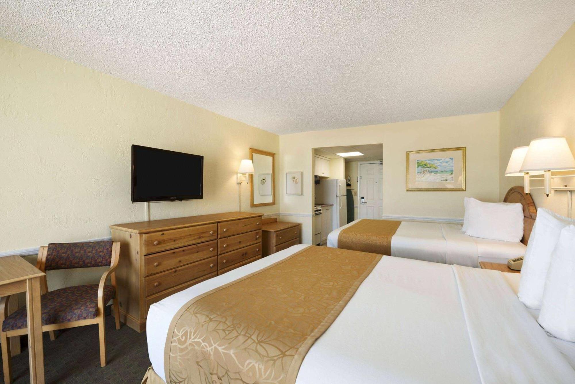 Days By Wyndham Daytona Oceanfront 3*