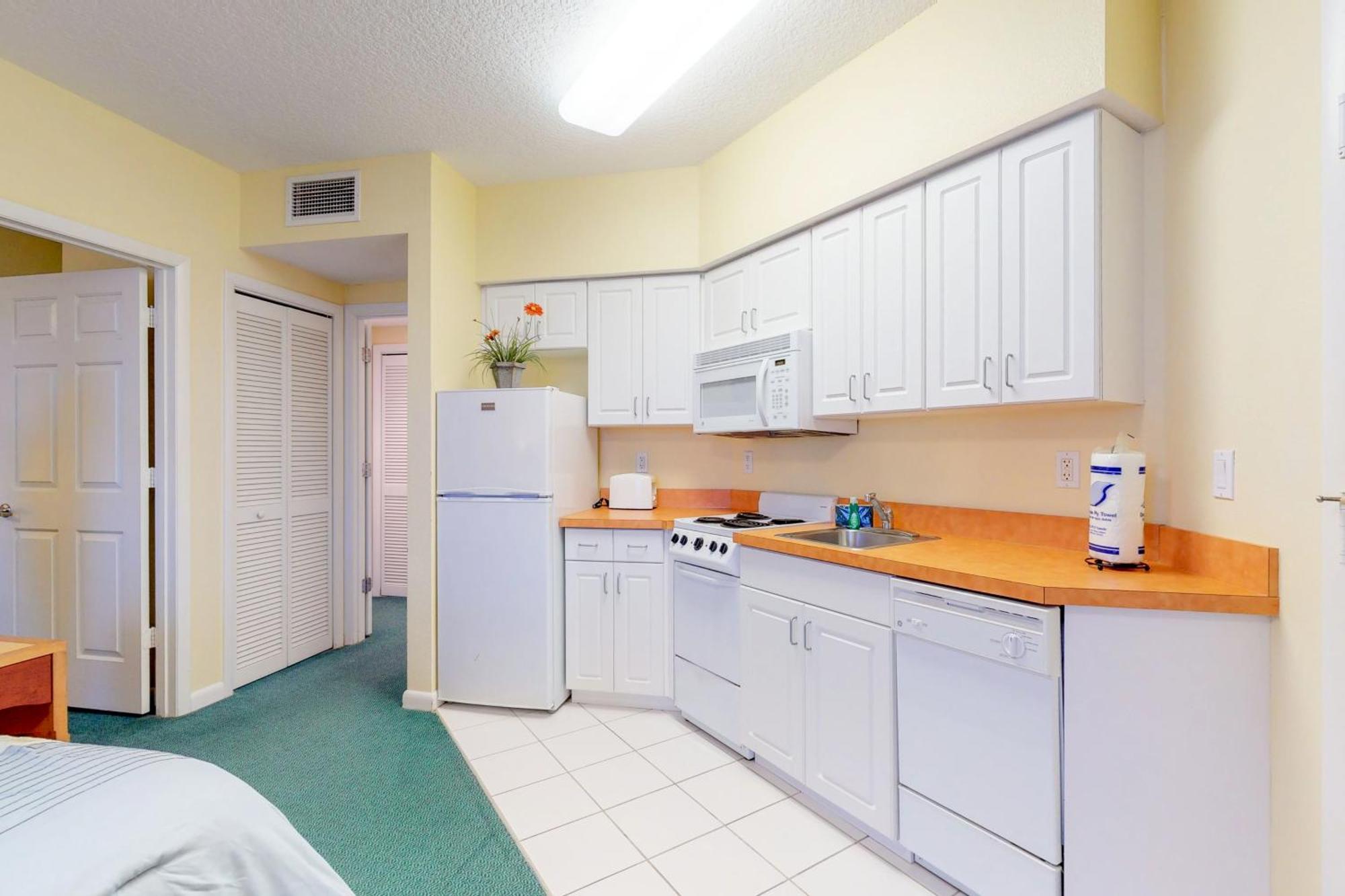 Ocean Walk 2023a & 2023b Apartment
