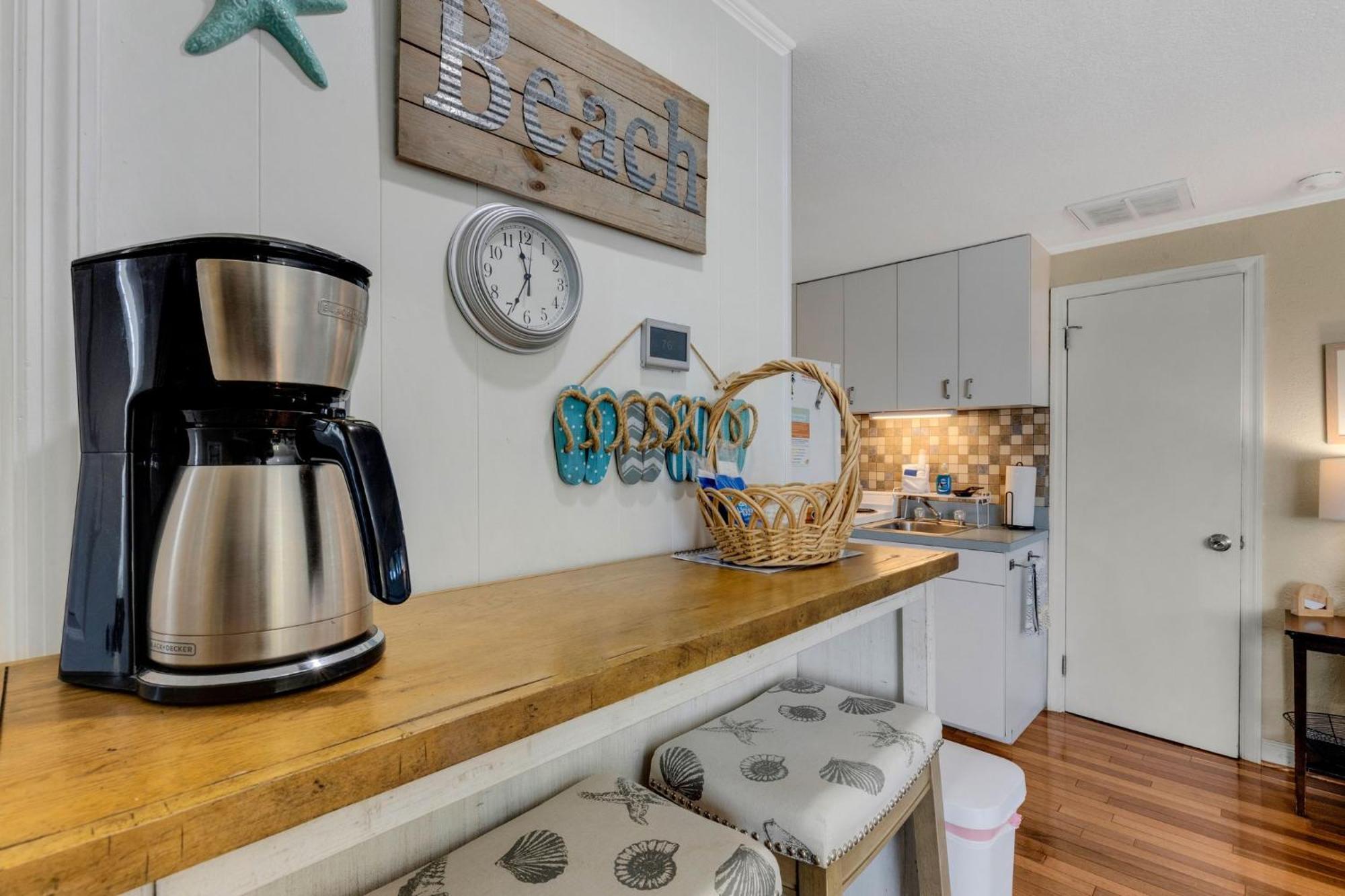 Water View & Heated Pool - Steps To Sand, Bayview Beauty B-5 Resort *
