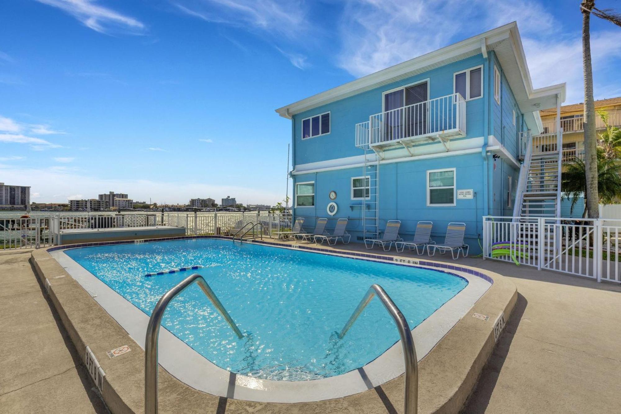 Water View & Heated Pool - Steps To Sand, Bayview Beauty B-5 Clearwater Beach