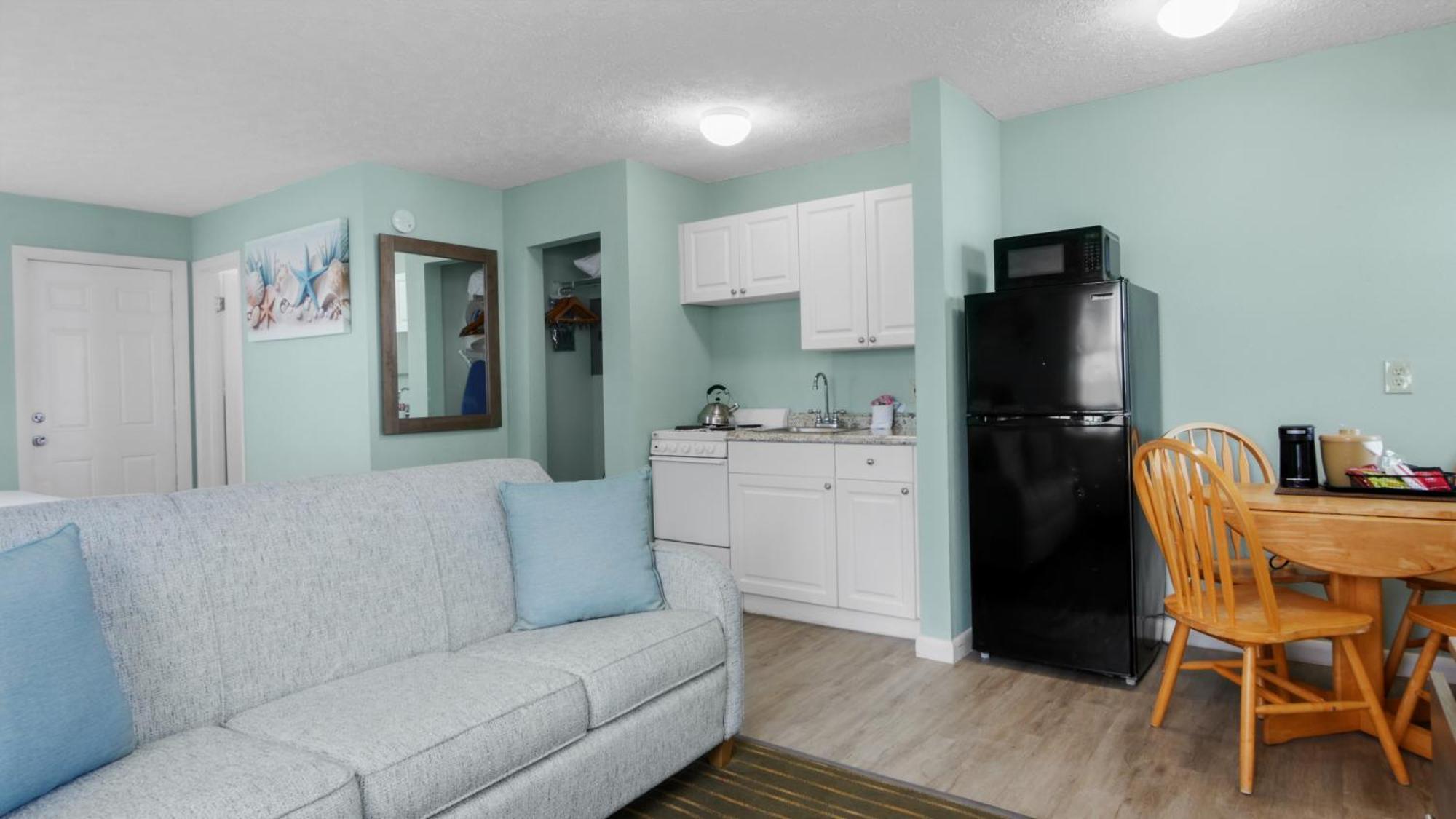 Ocean Court Beachfront Motel Daytona Beach