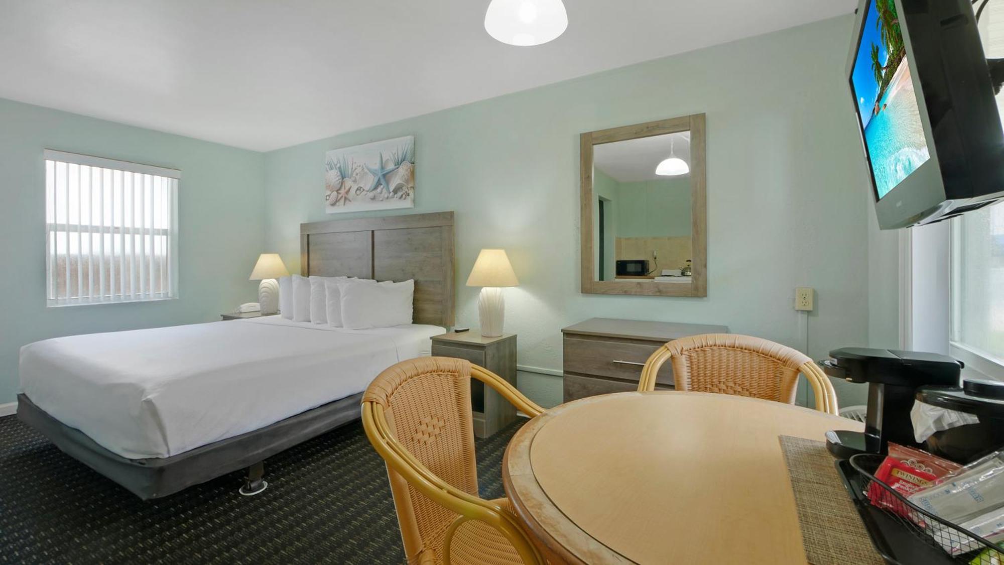Ocean Court Beachfront 2*