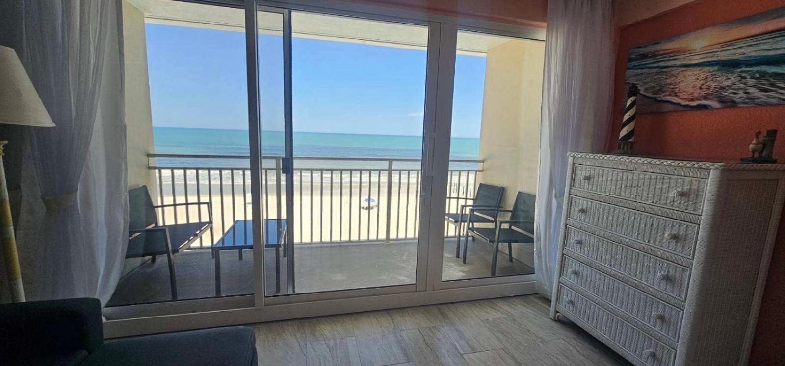 Apartment Ocean View - Direct Ocean Front-Pool Is Open Daytona Beach