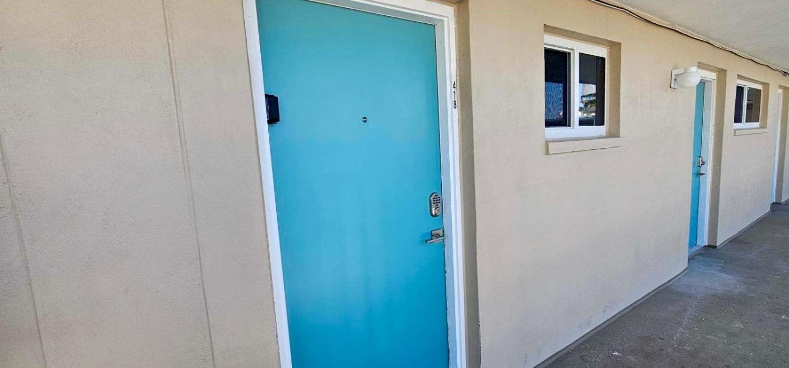 Ocean Breeze - Direct Ocean Front-Pool Is Open