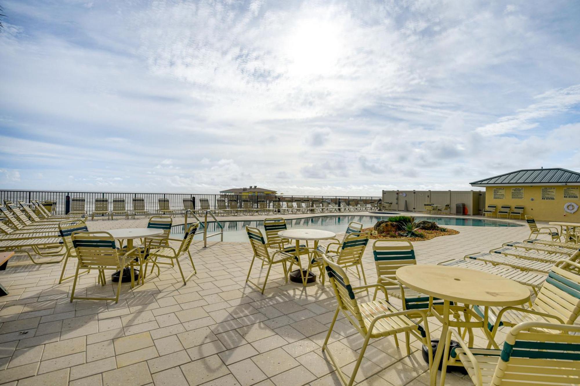 Apartment Daytona Shores With Ocean Views! *