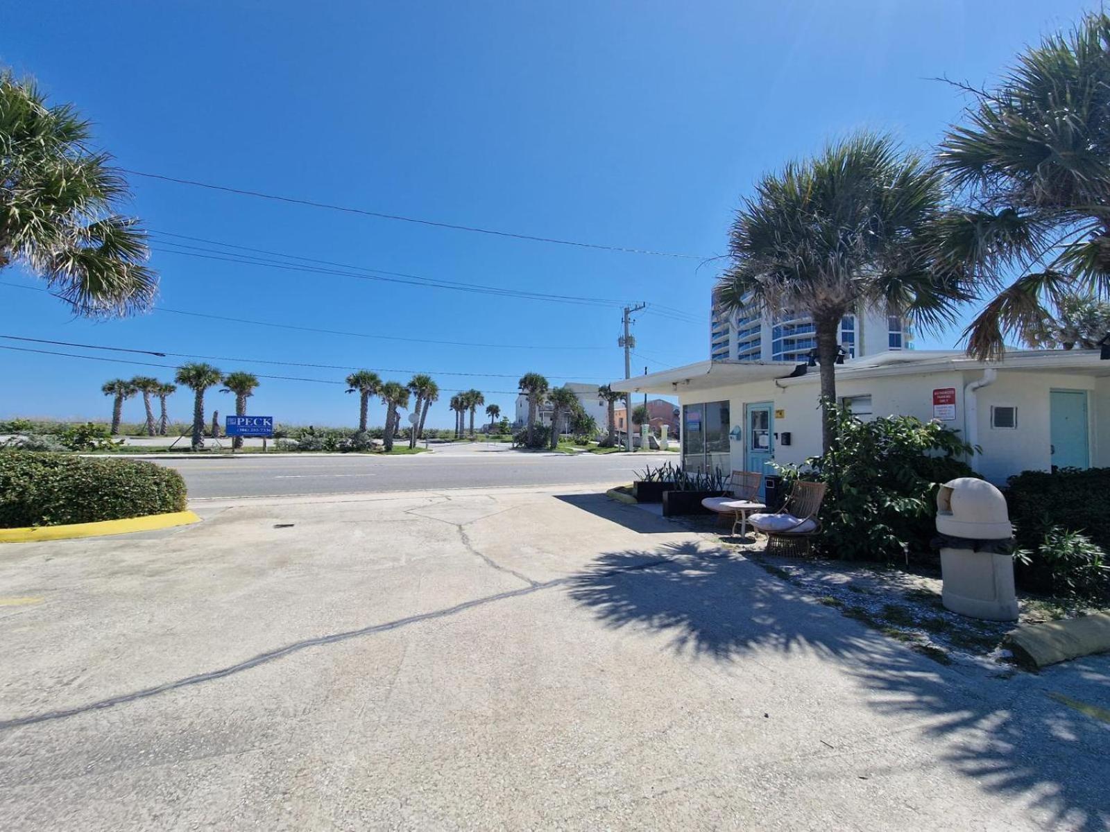 Ocean Holiday Motel Daytona Beach