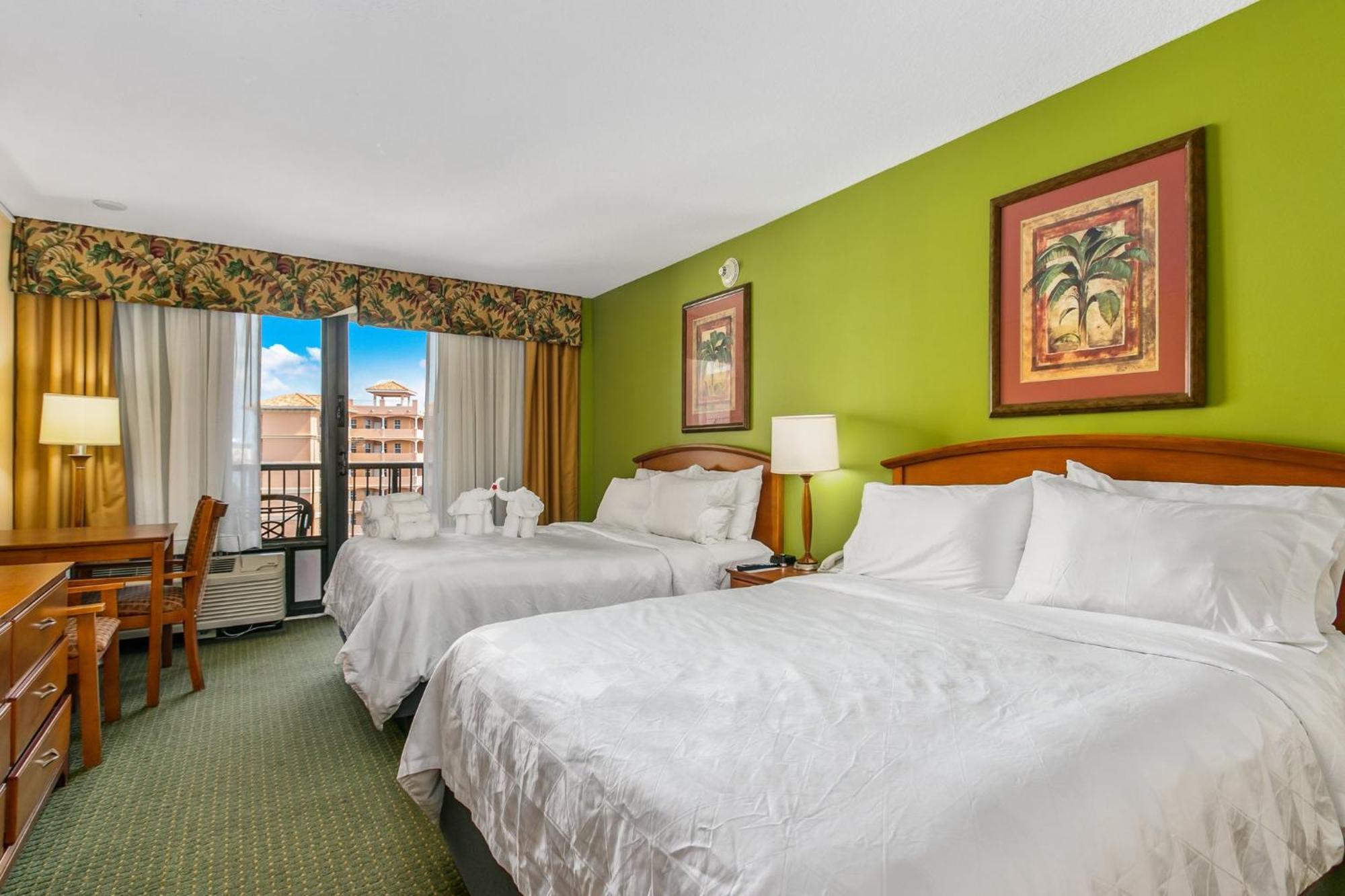 & Clearwater By Ihg 3*