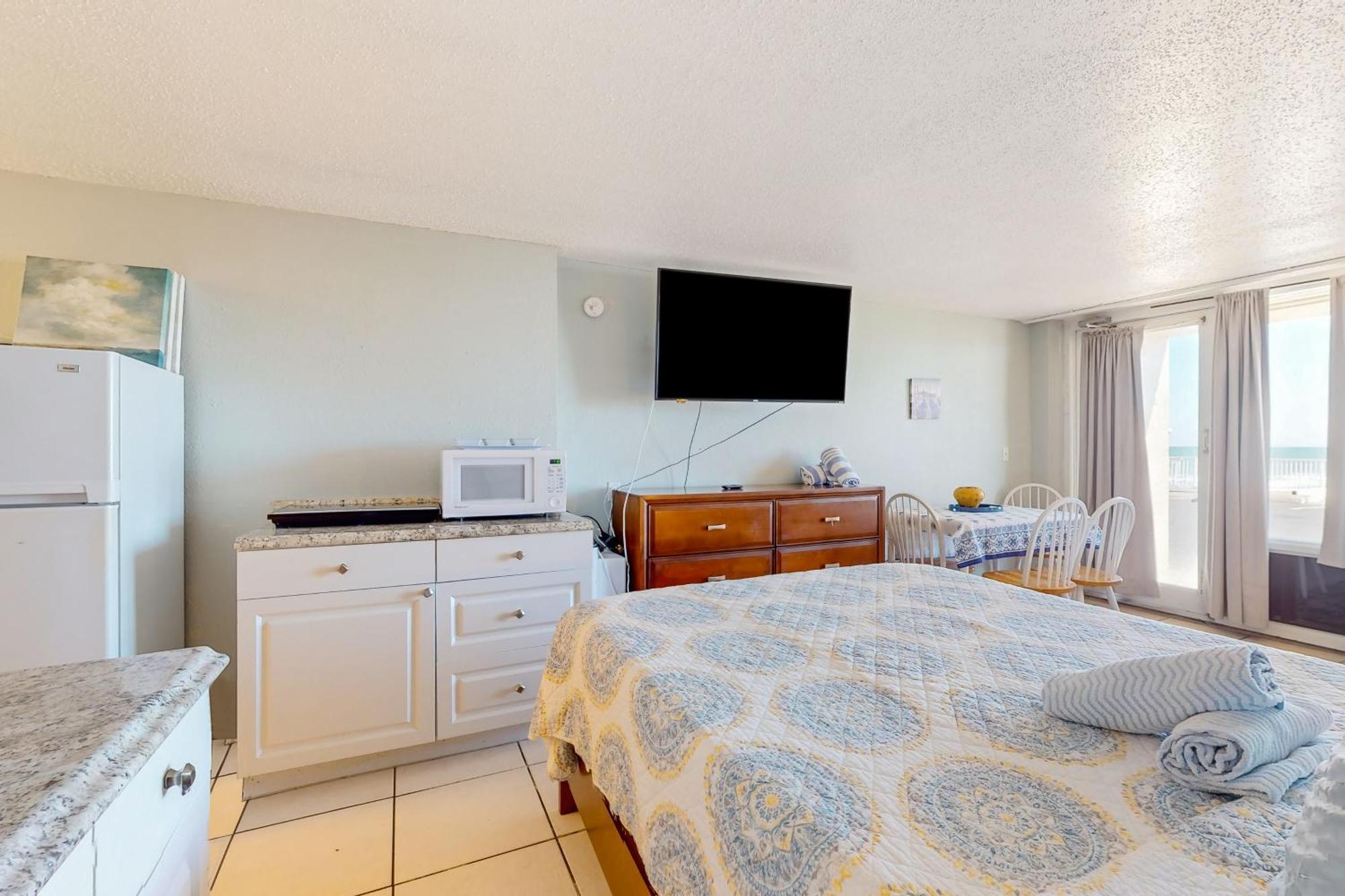 Pirates Cove Unit G22 Hotel 3*