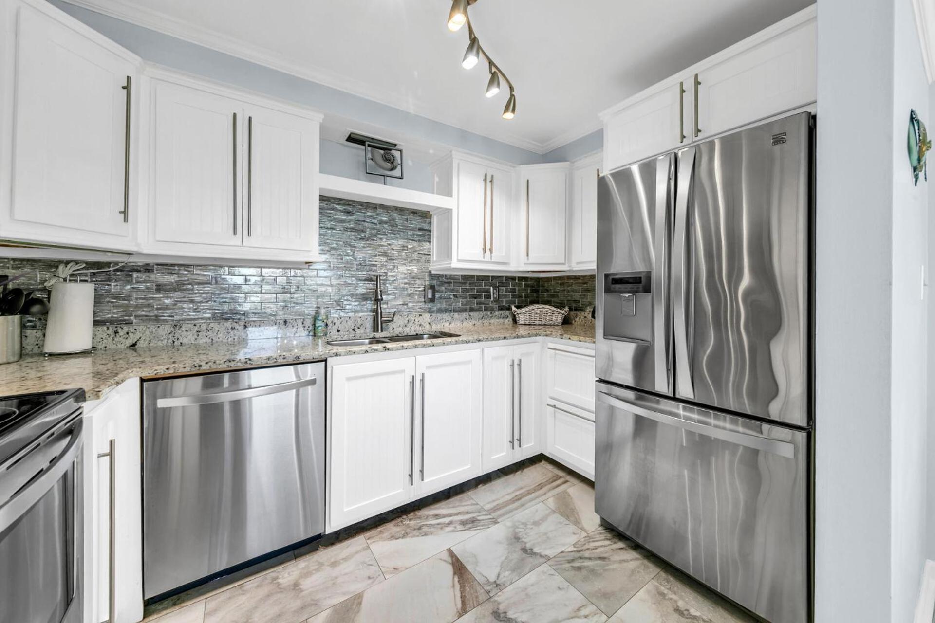 Enclave 204a Gulf View Sleeps 7 * Destin
