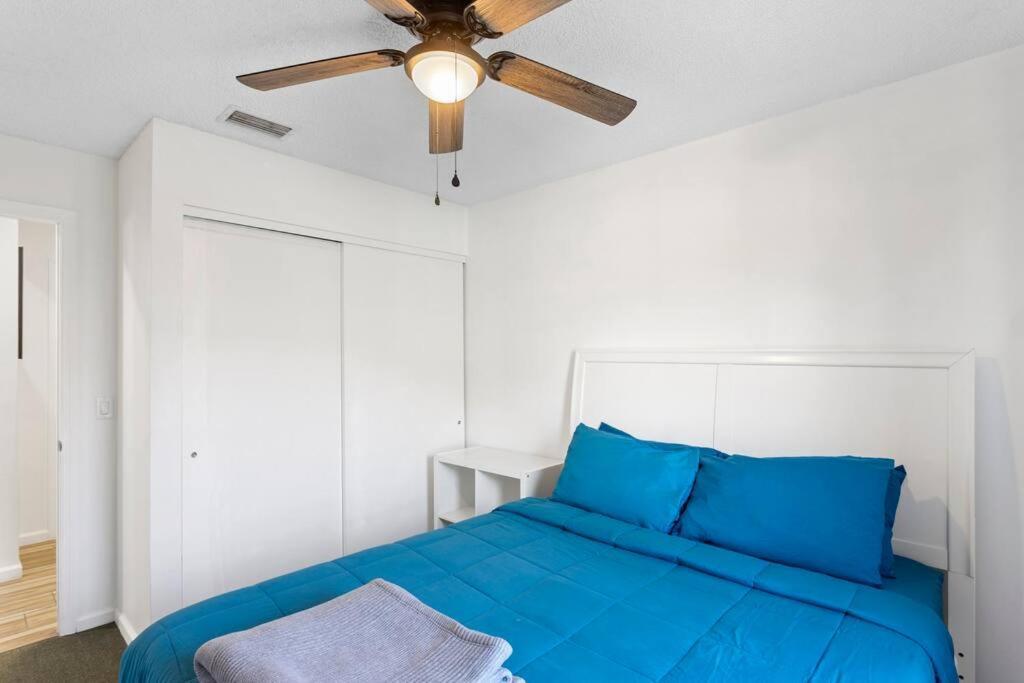 Apartment 6 Minutes Away From The 4 Bd Retreat W Free Parking Tampa