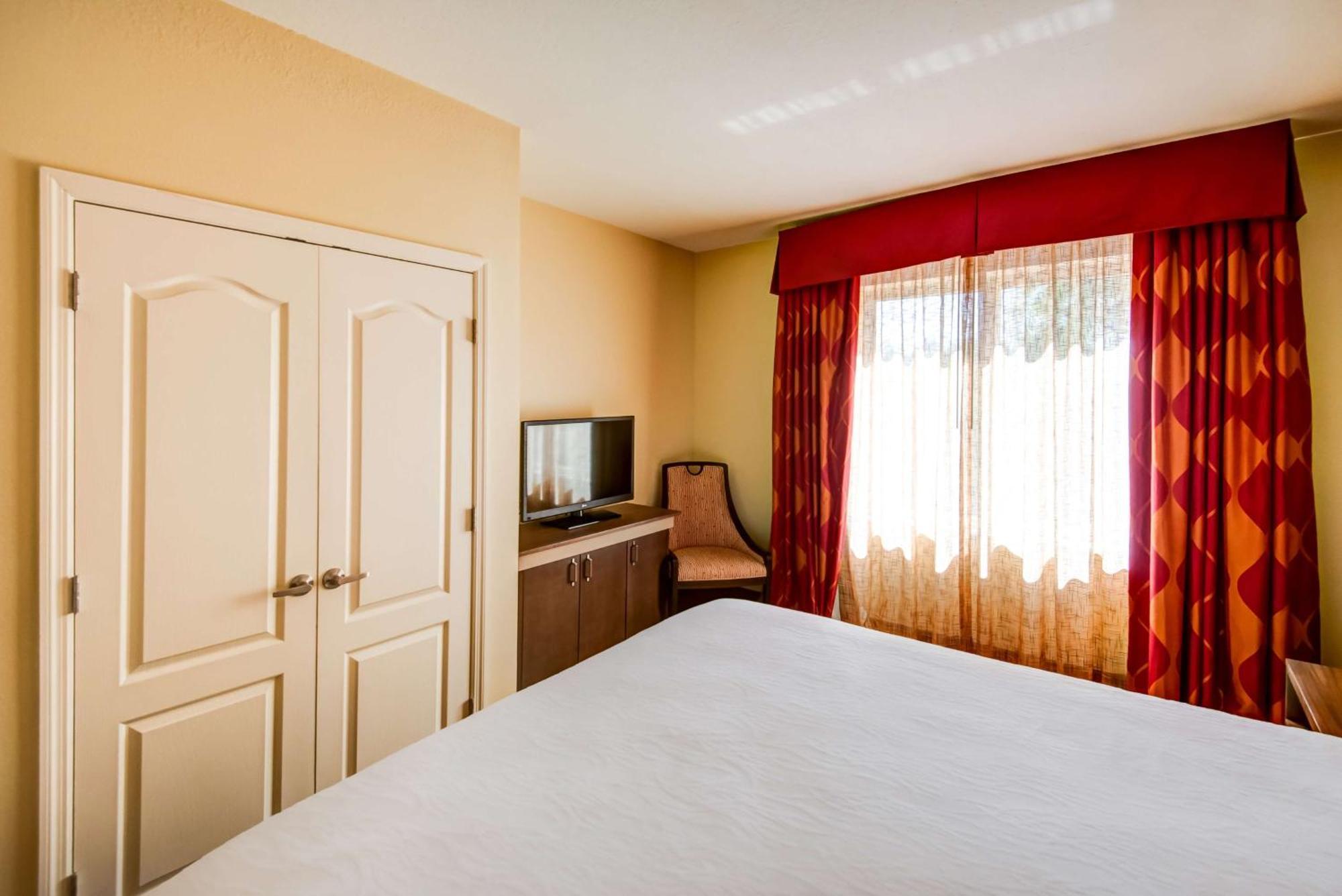 Hilton Garden Ybor Historic District 3*