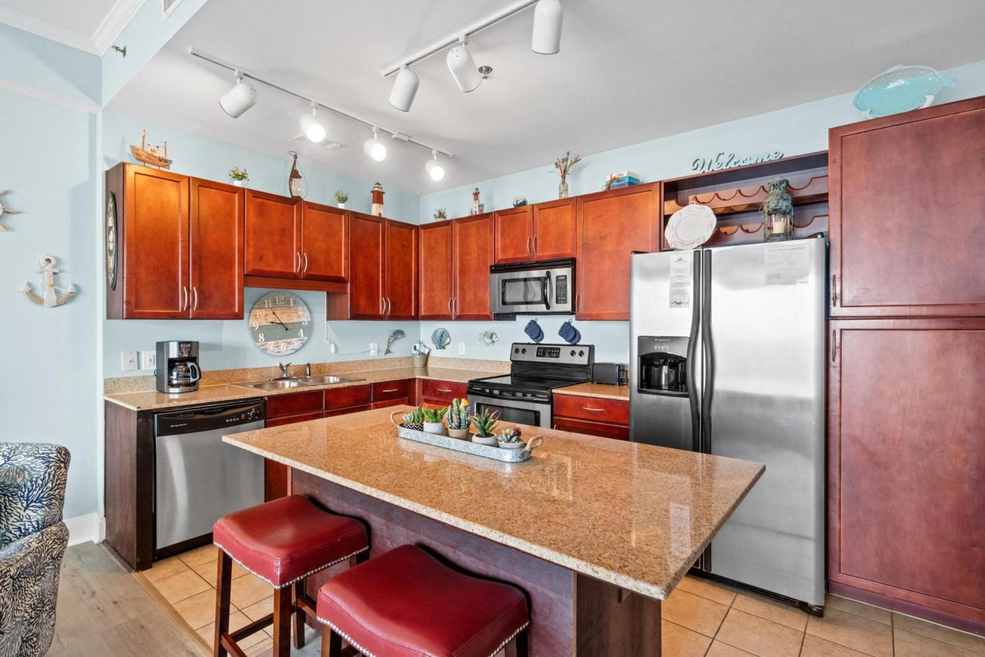 Laketown Wharf By Panhandle Getaways *