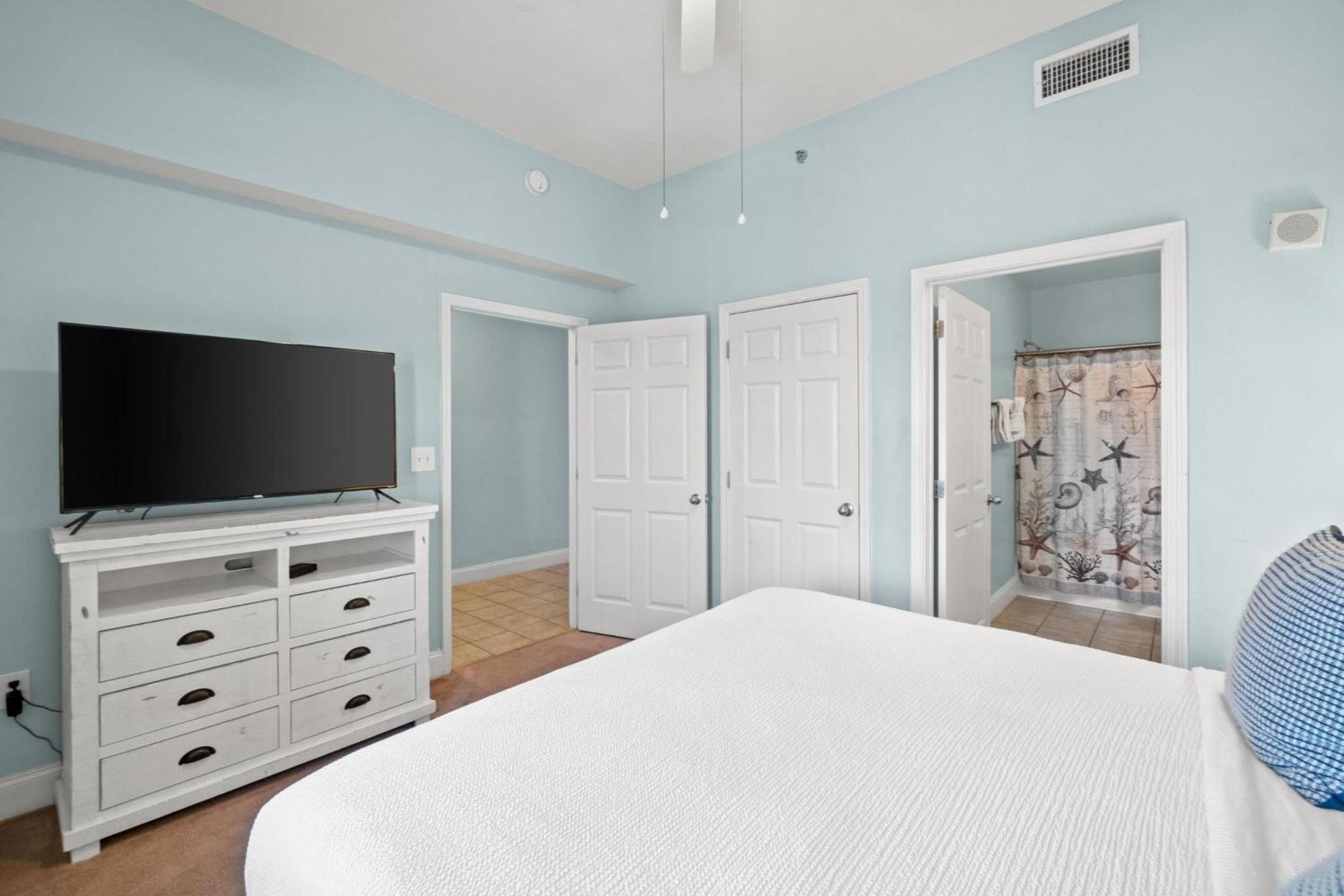 Laketown Wharf By Panhandle Getaways
