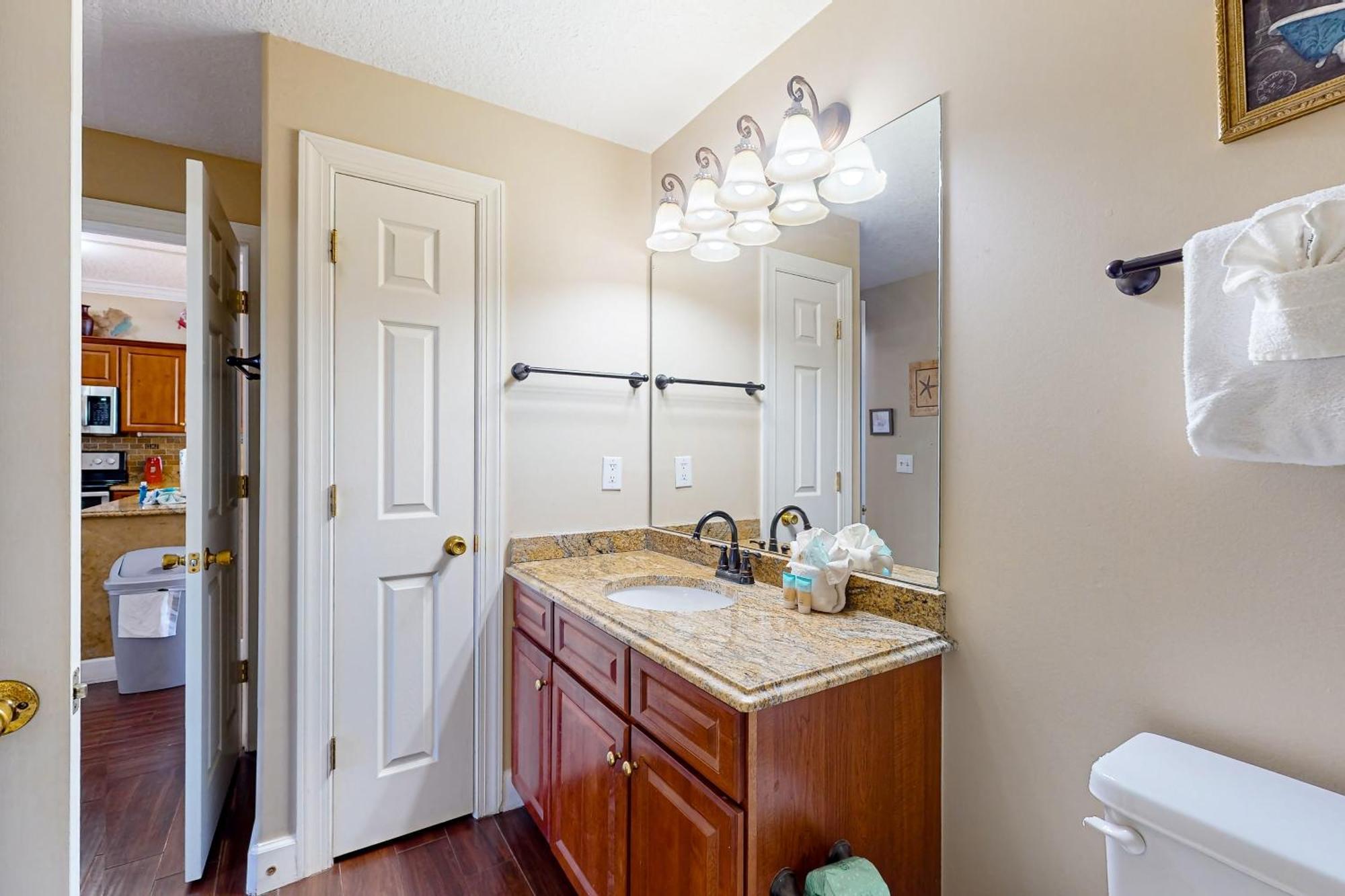 Apartment Emerald Isle 2207 *