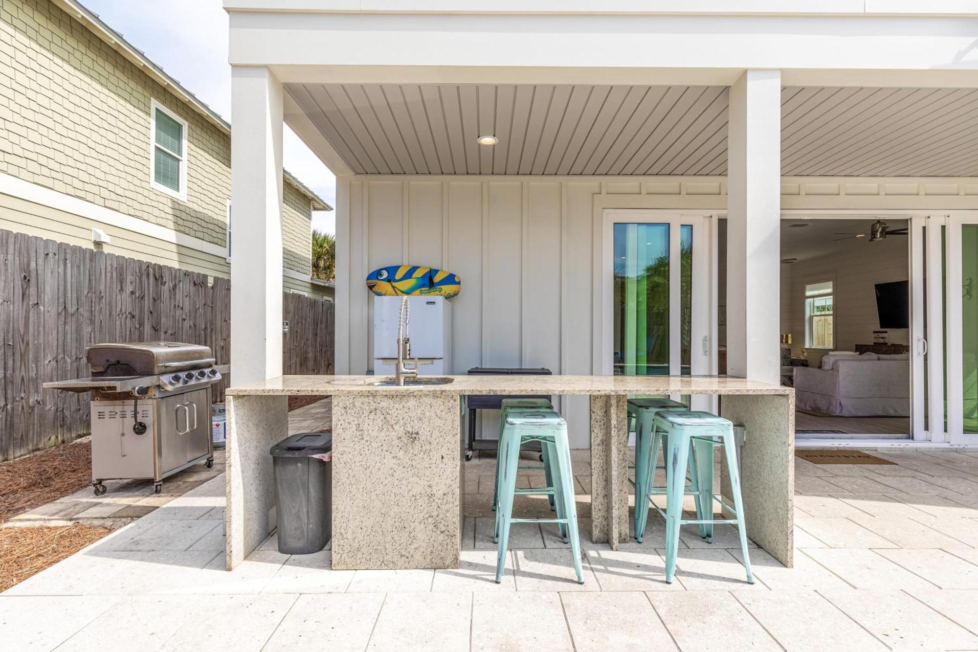 Four Suns By Avantstay 5 Mins To Beach Occ 20 Arcade Game Ping Pong Bbq Pool * Destin