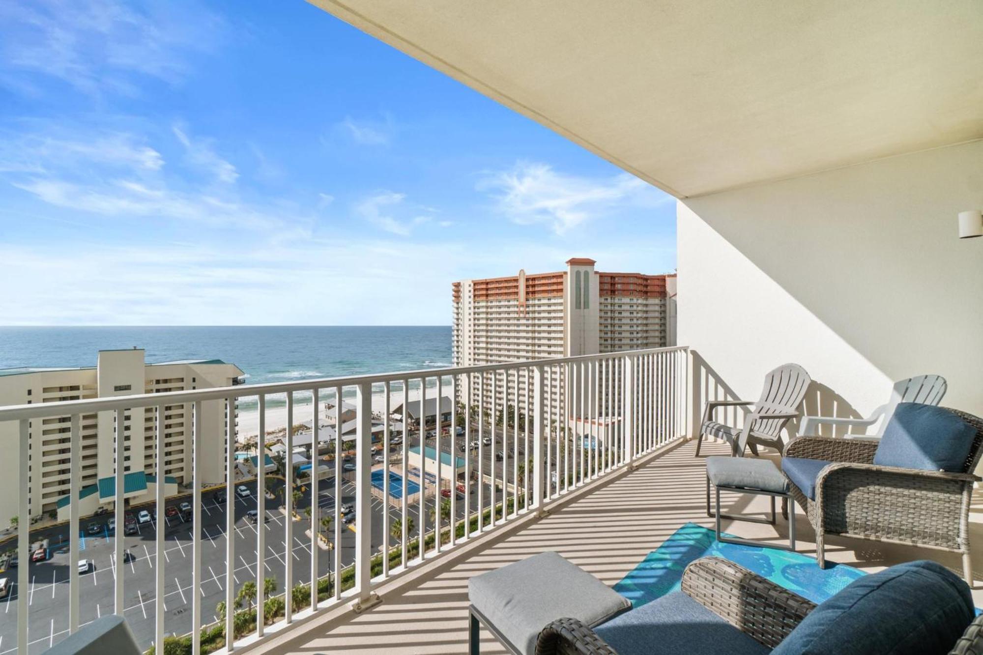 Laketown Wharf By Panhandle Getaways *