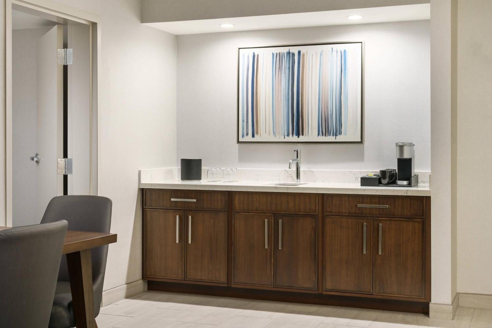 Courtyard By Marriott Downtown Hotel Orlando