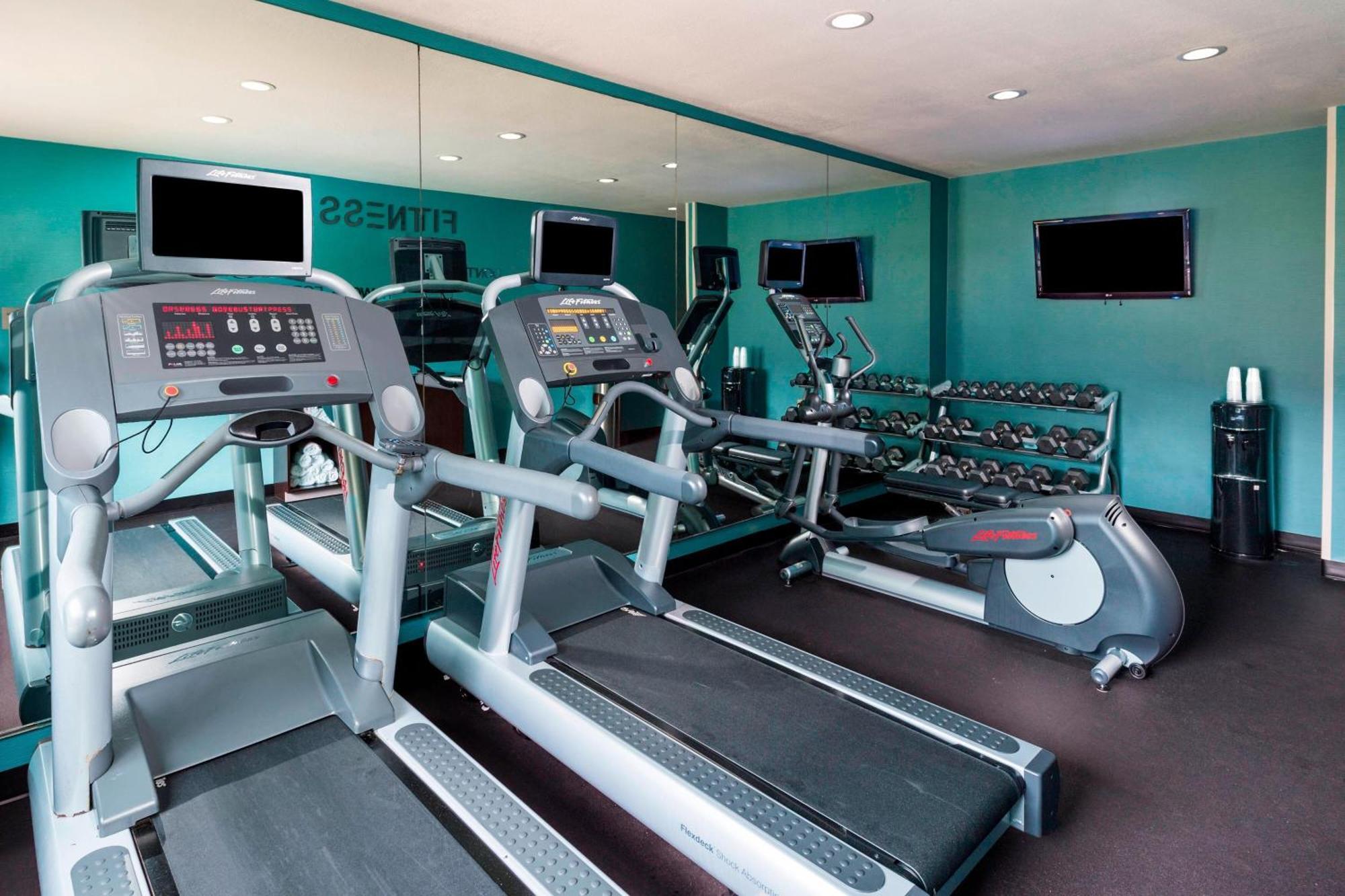 Fairfield And St Petersburg Clearwater Hotel 3*