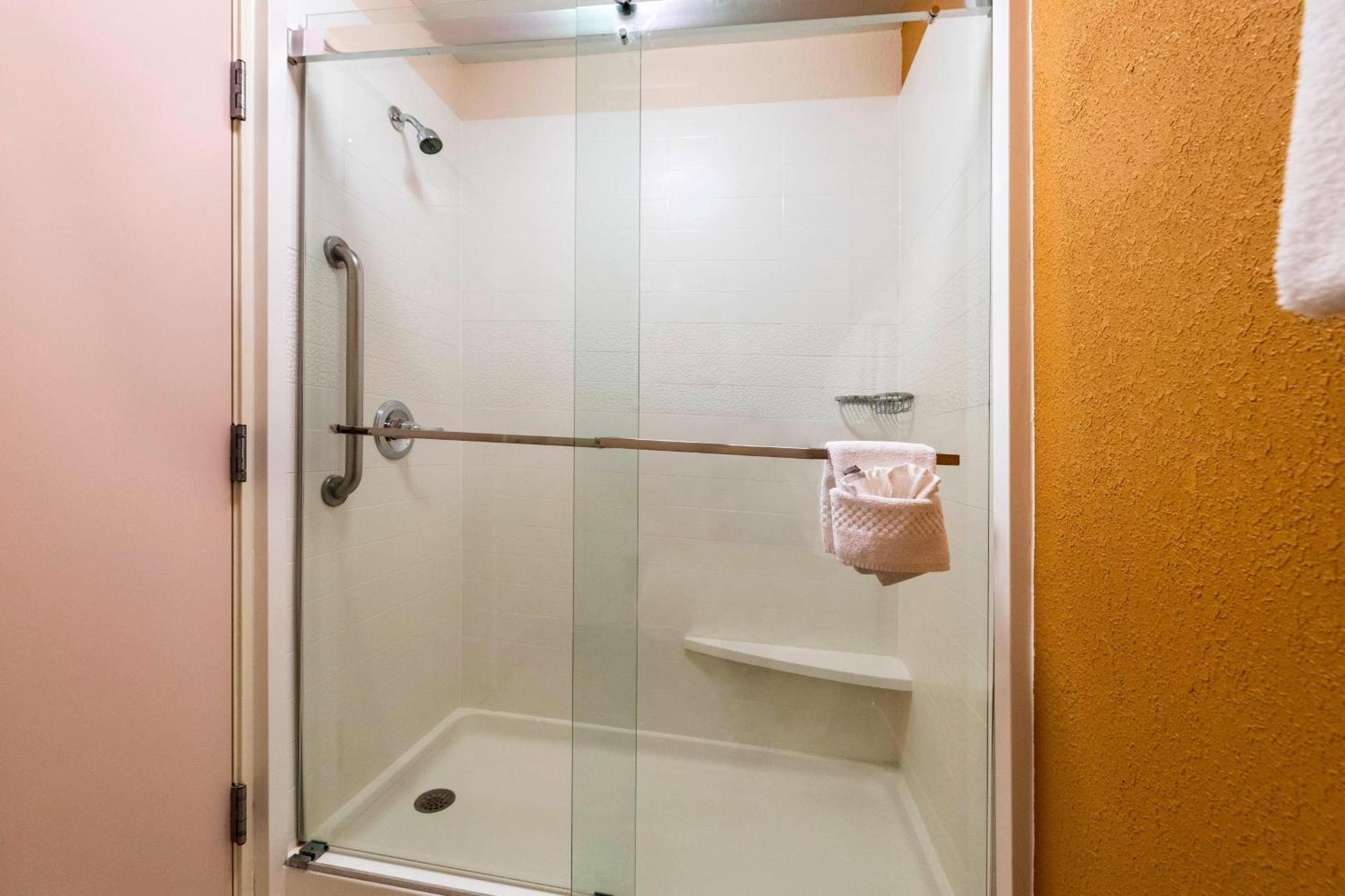 Fairfield And St Petersburg Clearwater Hotel 3*