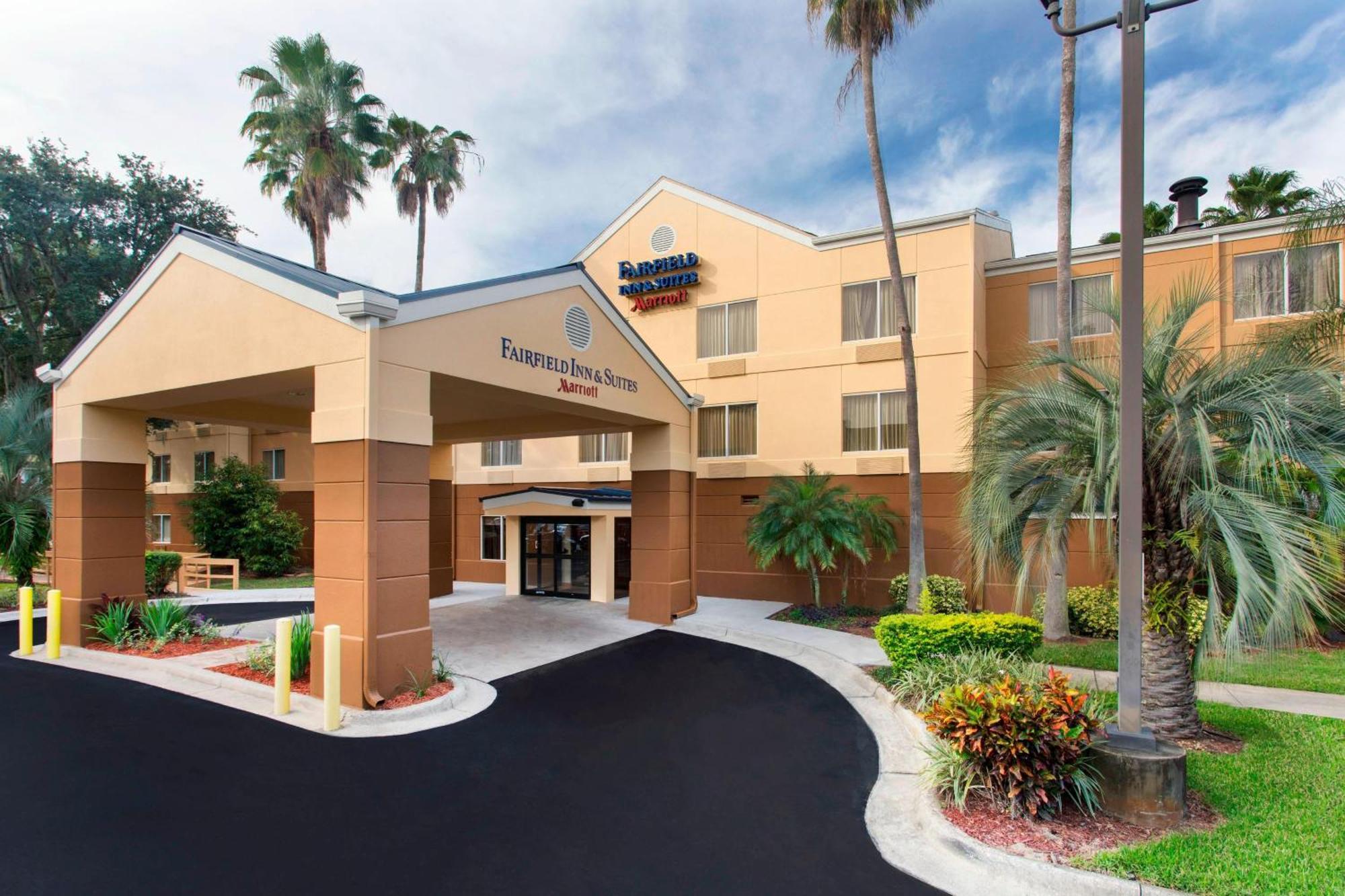 Hotel Fairfield And By Marriott Brandon