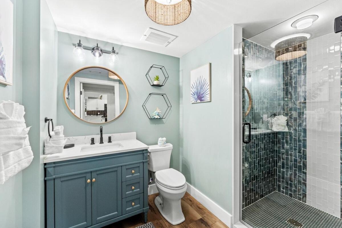 Sunrise Surprise 9th Floor 2br 2 Ba King Shuttle, Heated Pool!
