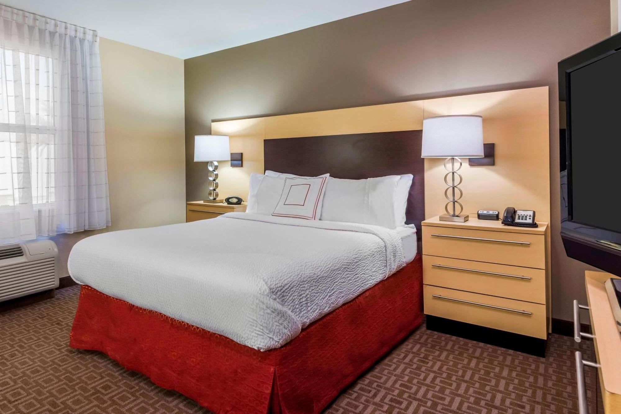 Towneplace Westshore/airport Hotel Tampa