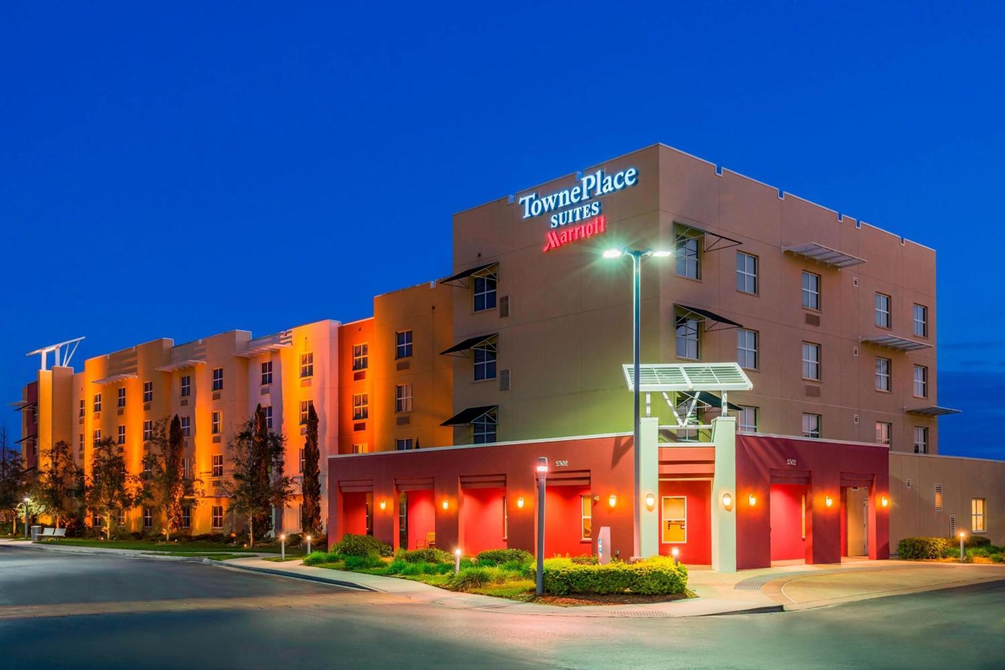 Towneplace Westshore/airport Hotel