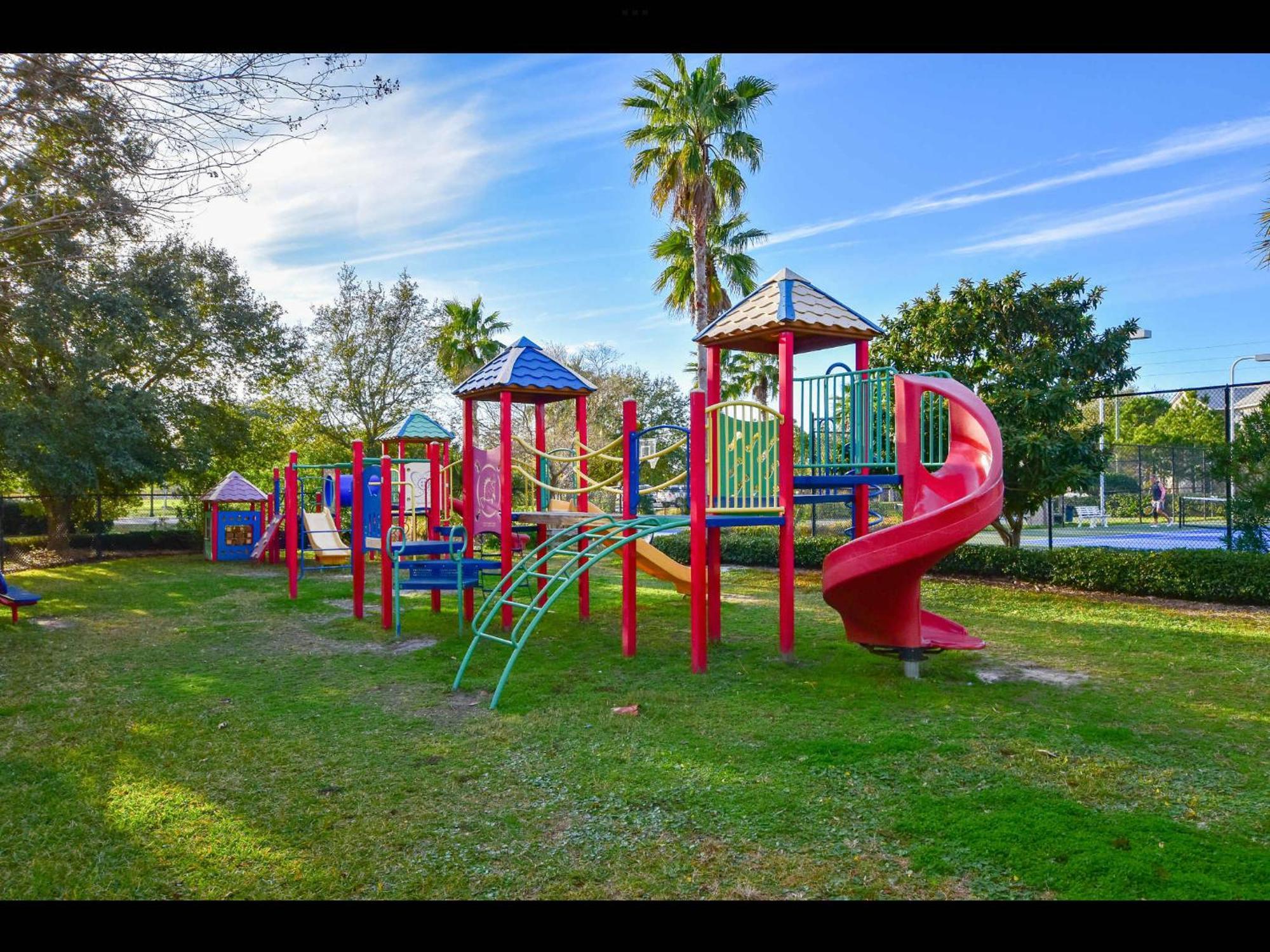 Sunrise Surprise 9th Floor 2br 2 Ba King Shuttle, Heated Pool! Holiday home