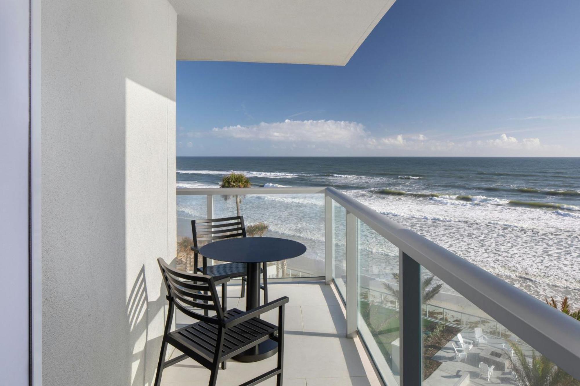 Hotel Renaissance Daytona Oceanfront 4*