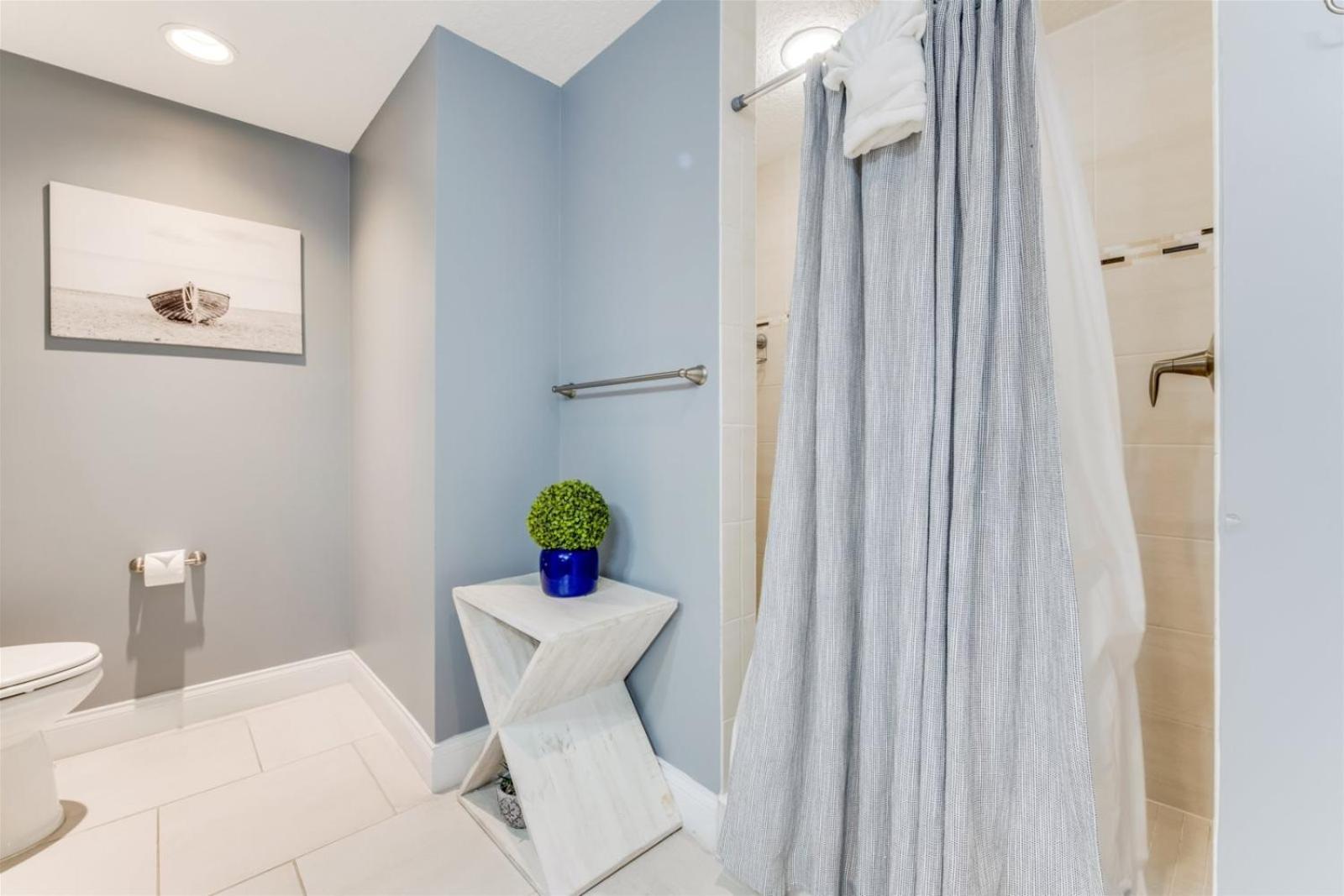 Apartment Unit 107 Aruba - 3 Bedroom Ocean View