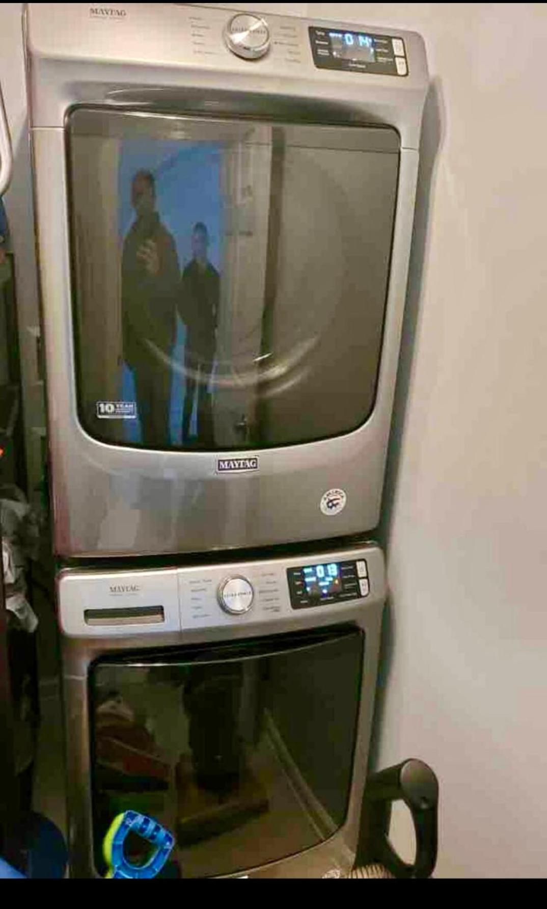 Tropic Winds 1701 Premium Corner Unit With 2 Parkings! Free Chairs Service! Apartment *