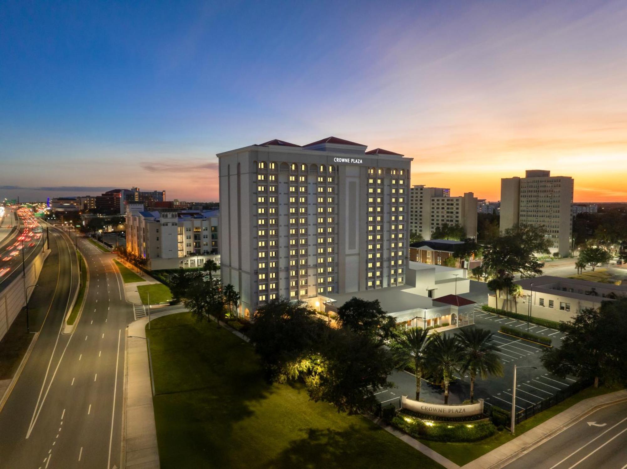 Hotel Crowne Plaza Orlando-downtown By Ihg 4*