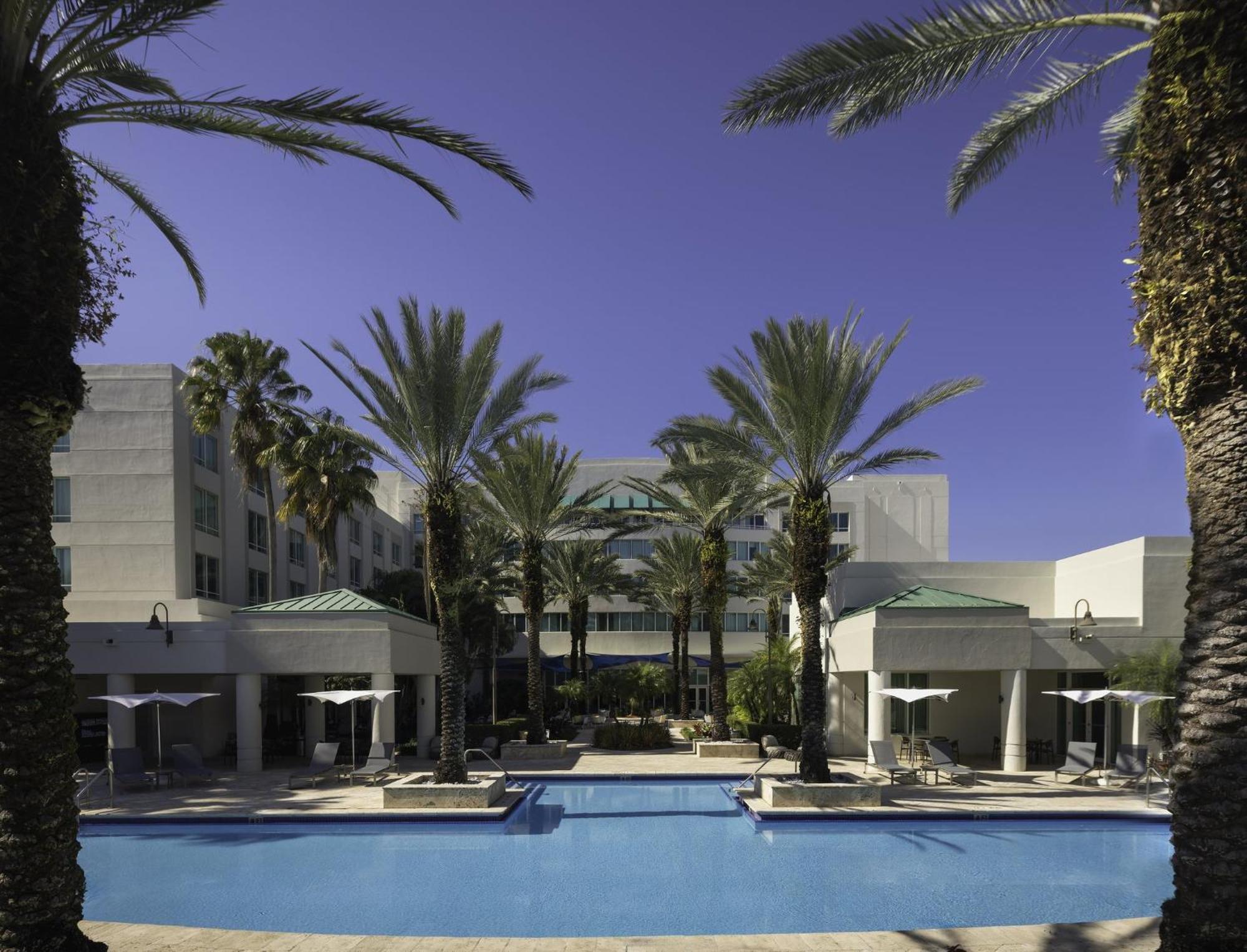 Intercontinental At Miami By Ihg Hotel