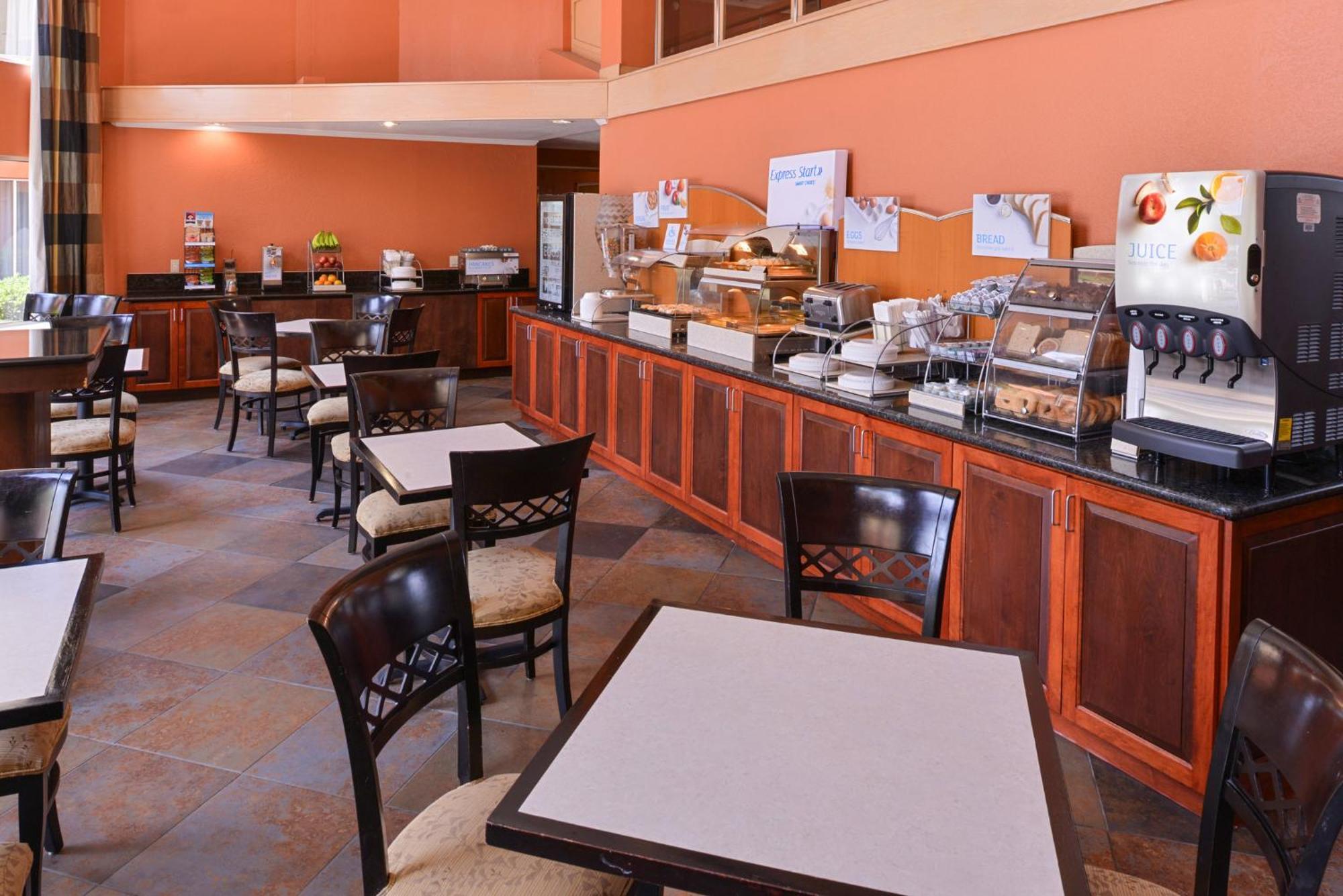 Express Clearwater East - Icot Center By Ihg 2* Pinellas Park
