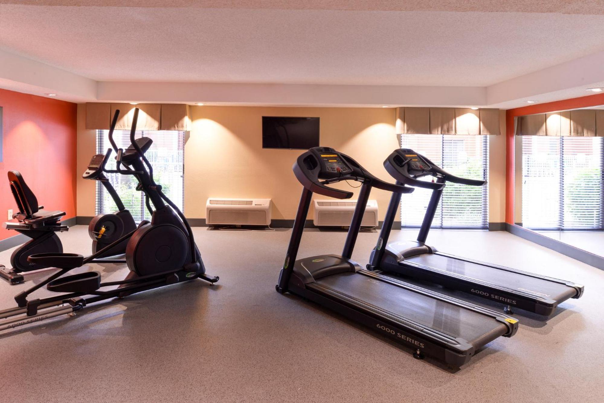 Express Clearwater East - Icot Center By Ihg