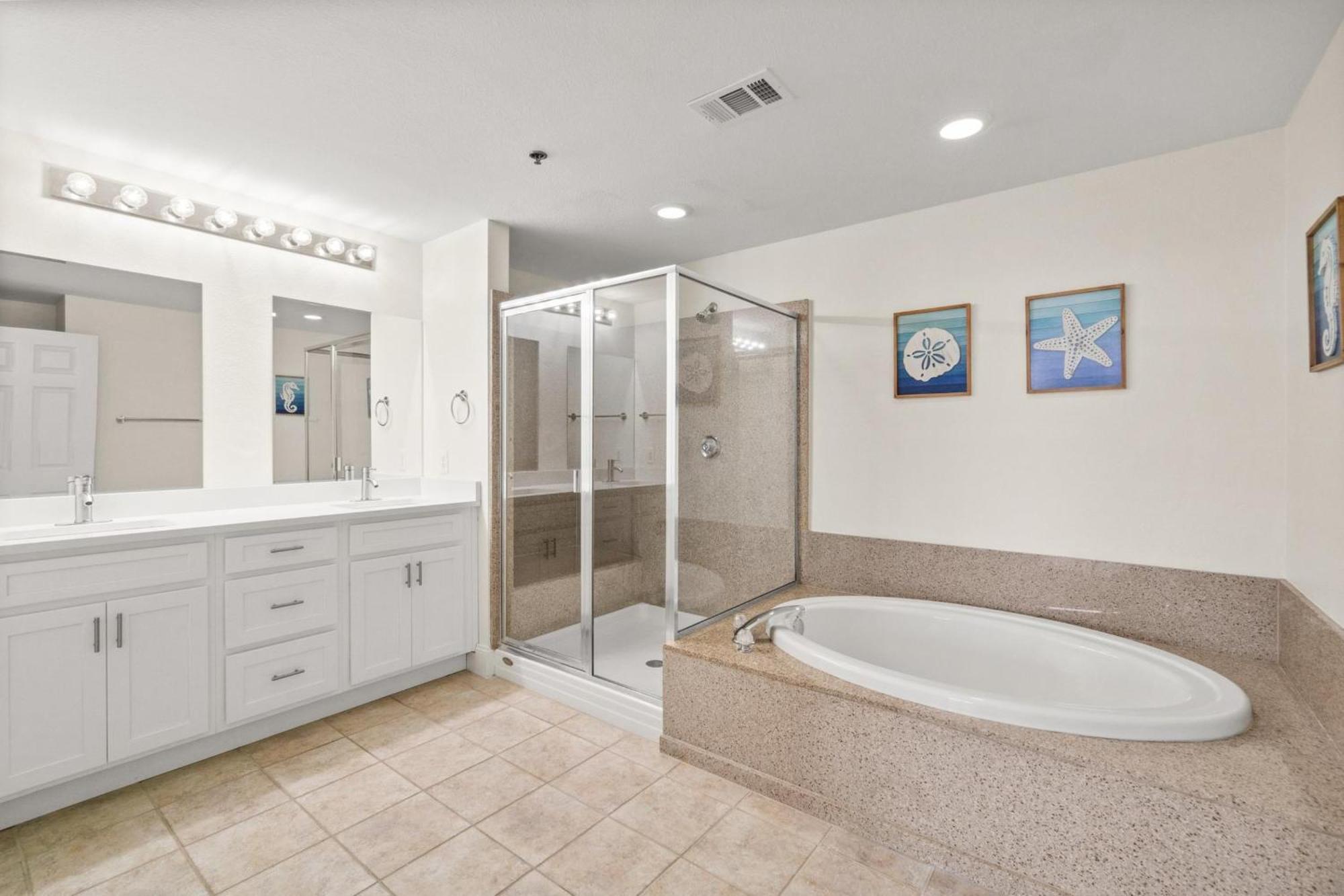Laketown Wharf By Panhandle Getaways Apartment *