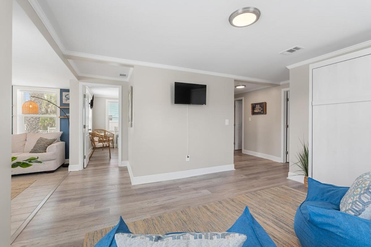 13900 Millcole Ave - Beachy - Sleeps 10 Panama City Beach