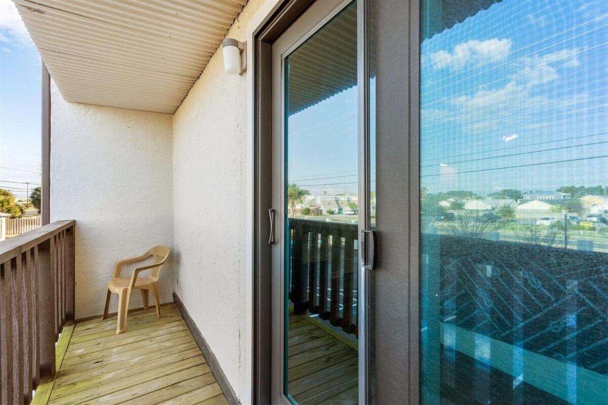 Apartment Largo Mar 143 - Sand-side Paradise Townhome