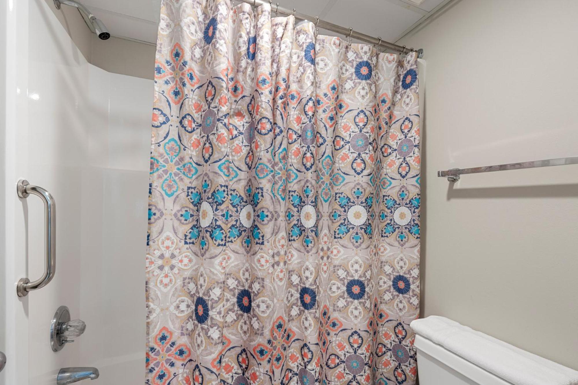 Watercrest 210- Sleeps 12 - Thomas Drive Retreat Apartment Panama City Beach