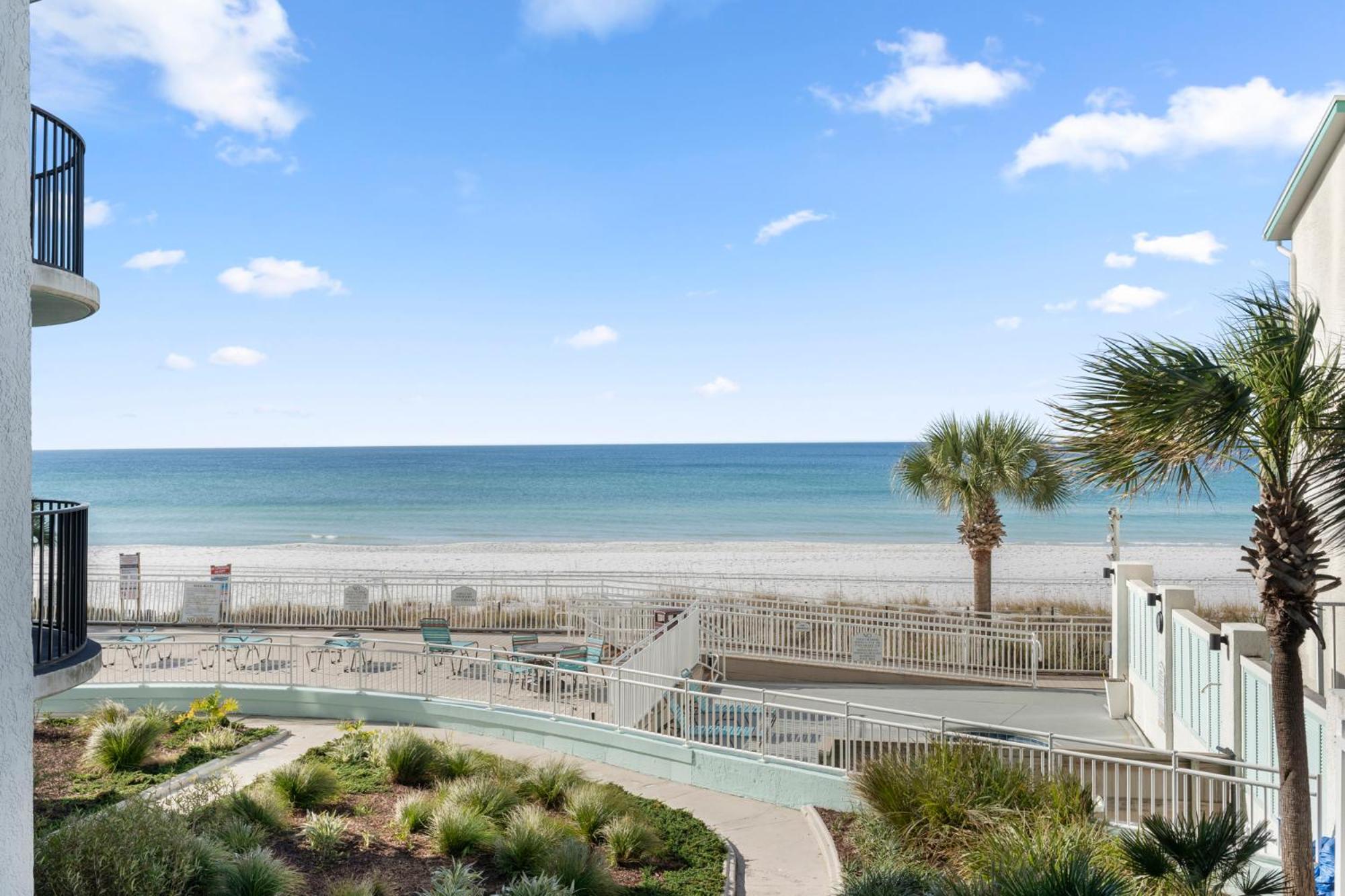 Watercrest 210- Sleeps 12 - Thomas Drive Retreat *