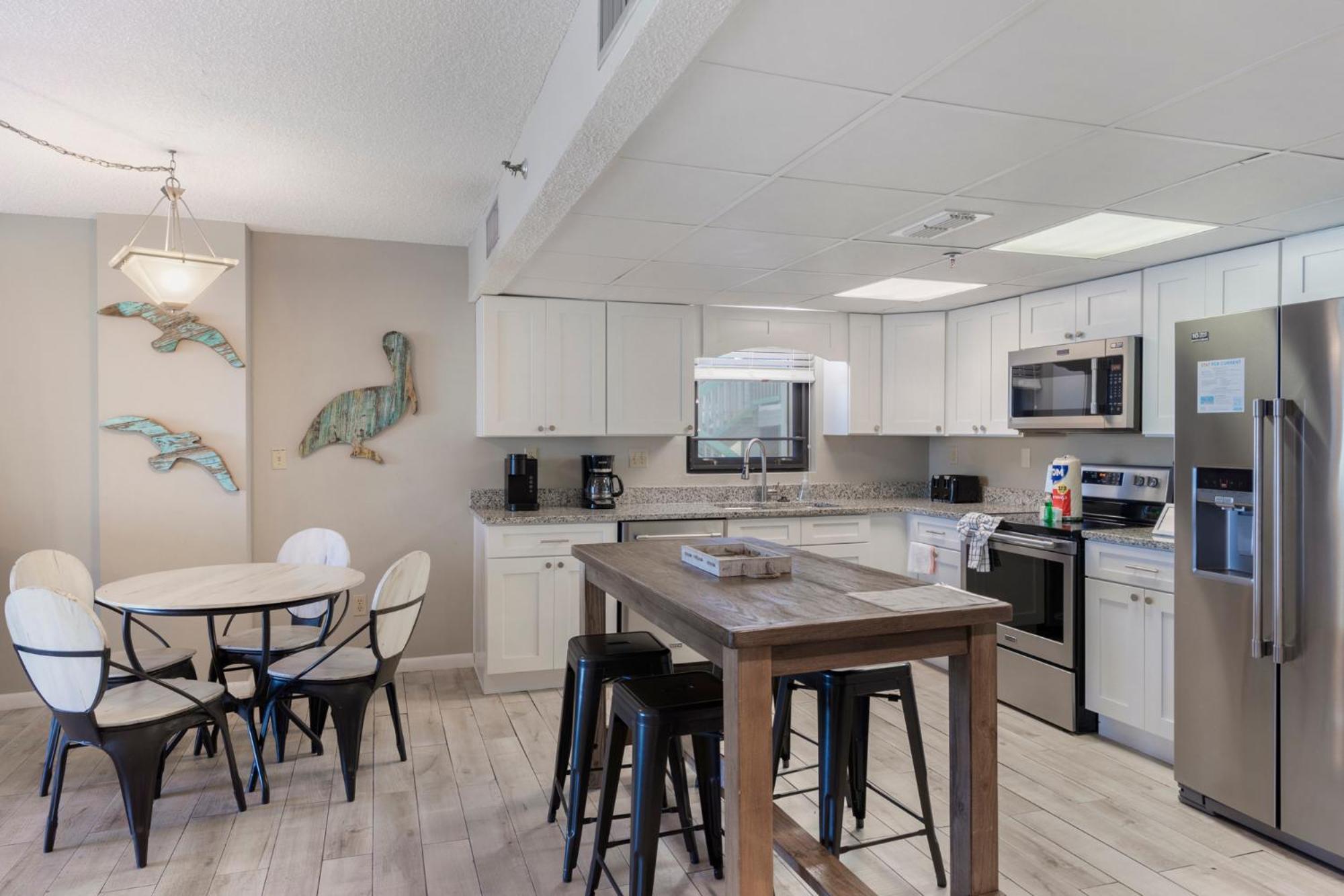 Watercrest 210- Sleeps 12 - Thomas Drive Retreat * Panama City Beach