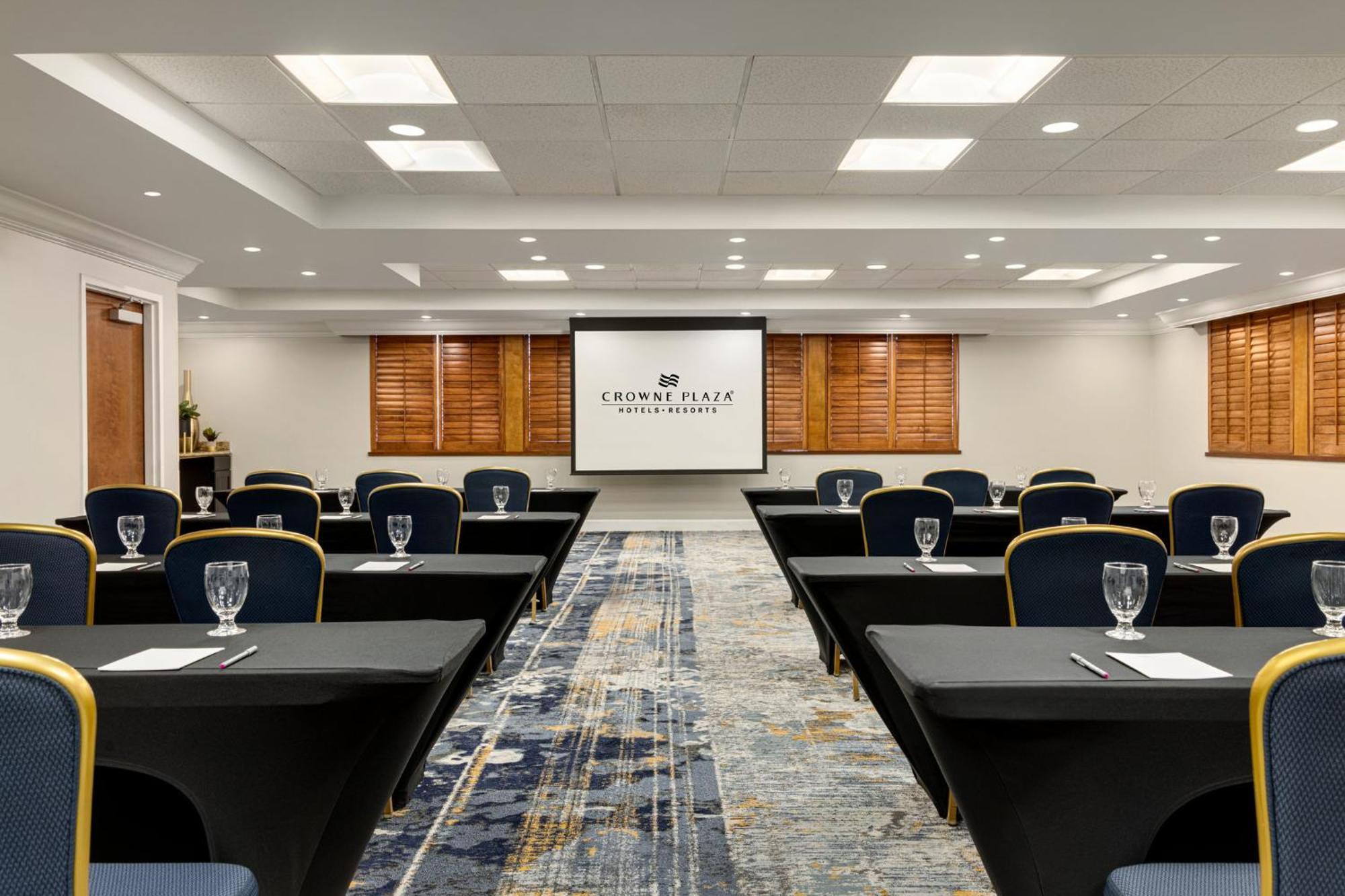 Hotel Crowne Plaza Orlando-downtown By Ihg 4*