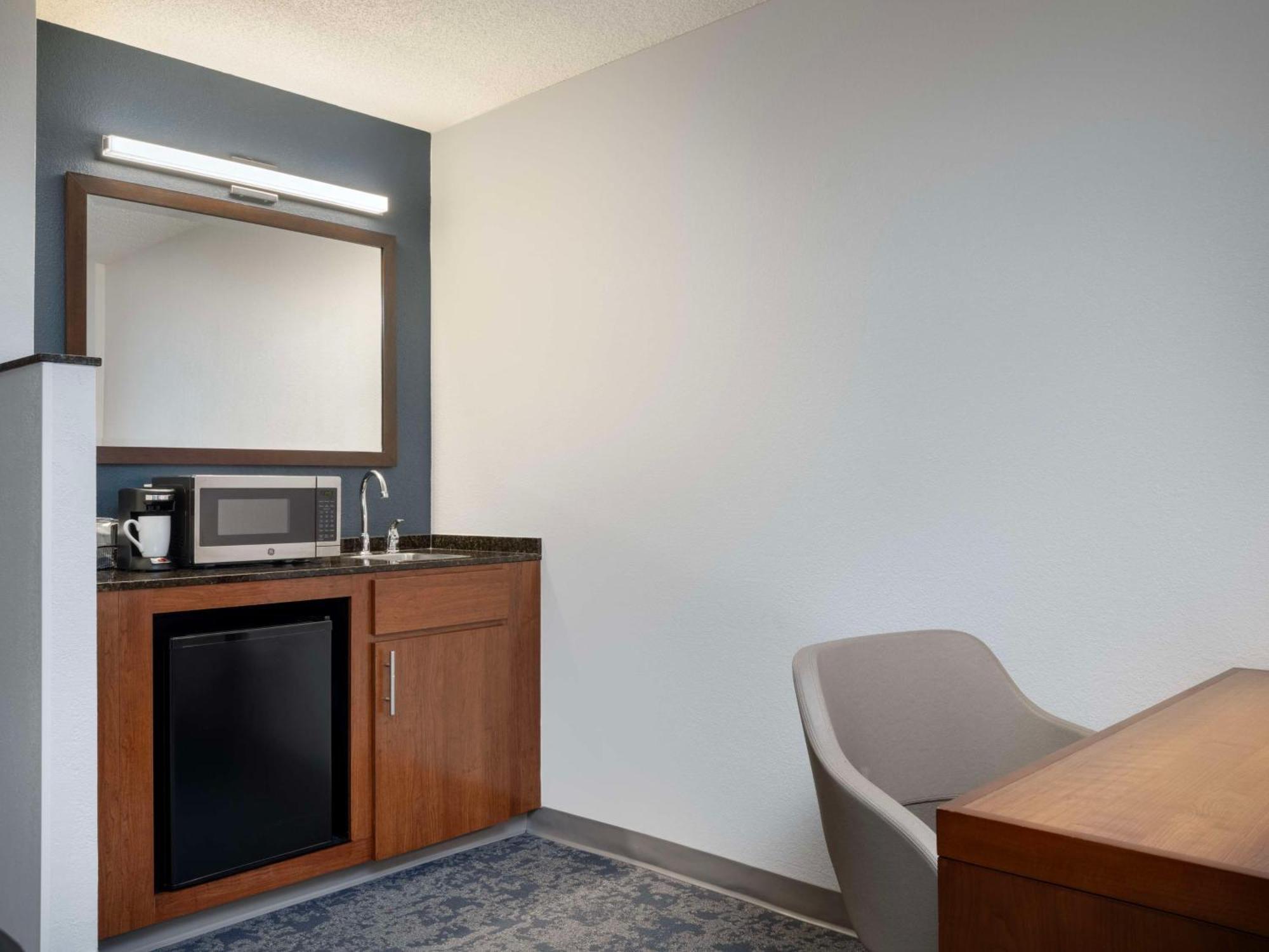 Hyatt Place Center