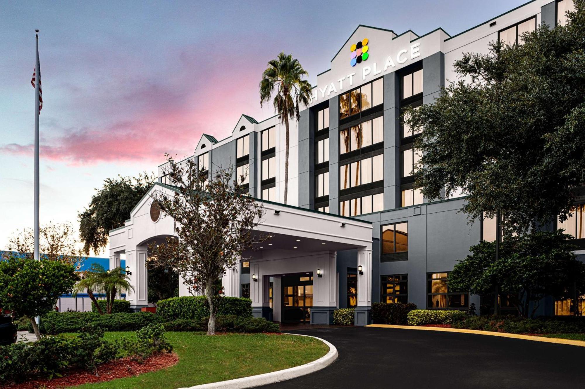 Hyatt Place Center