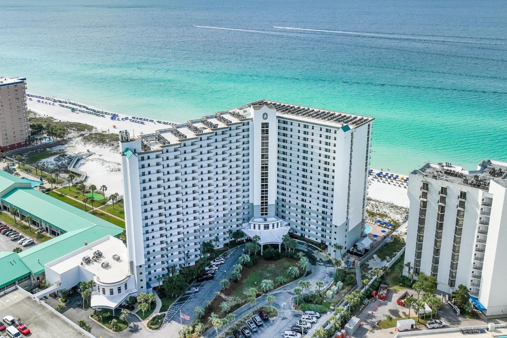 Pelican Aparthotel
