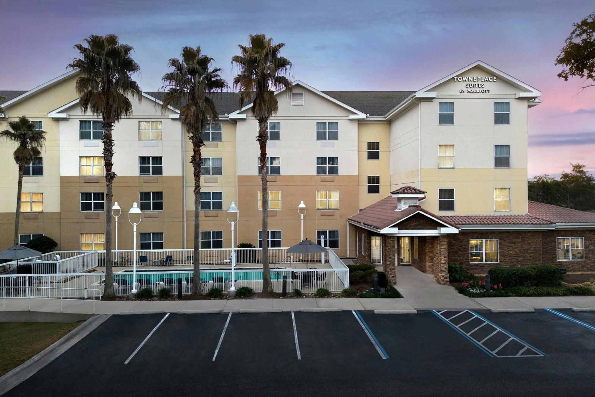 Towneplace Hotel 3*