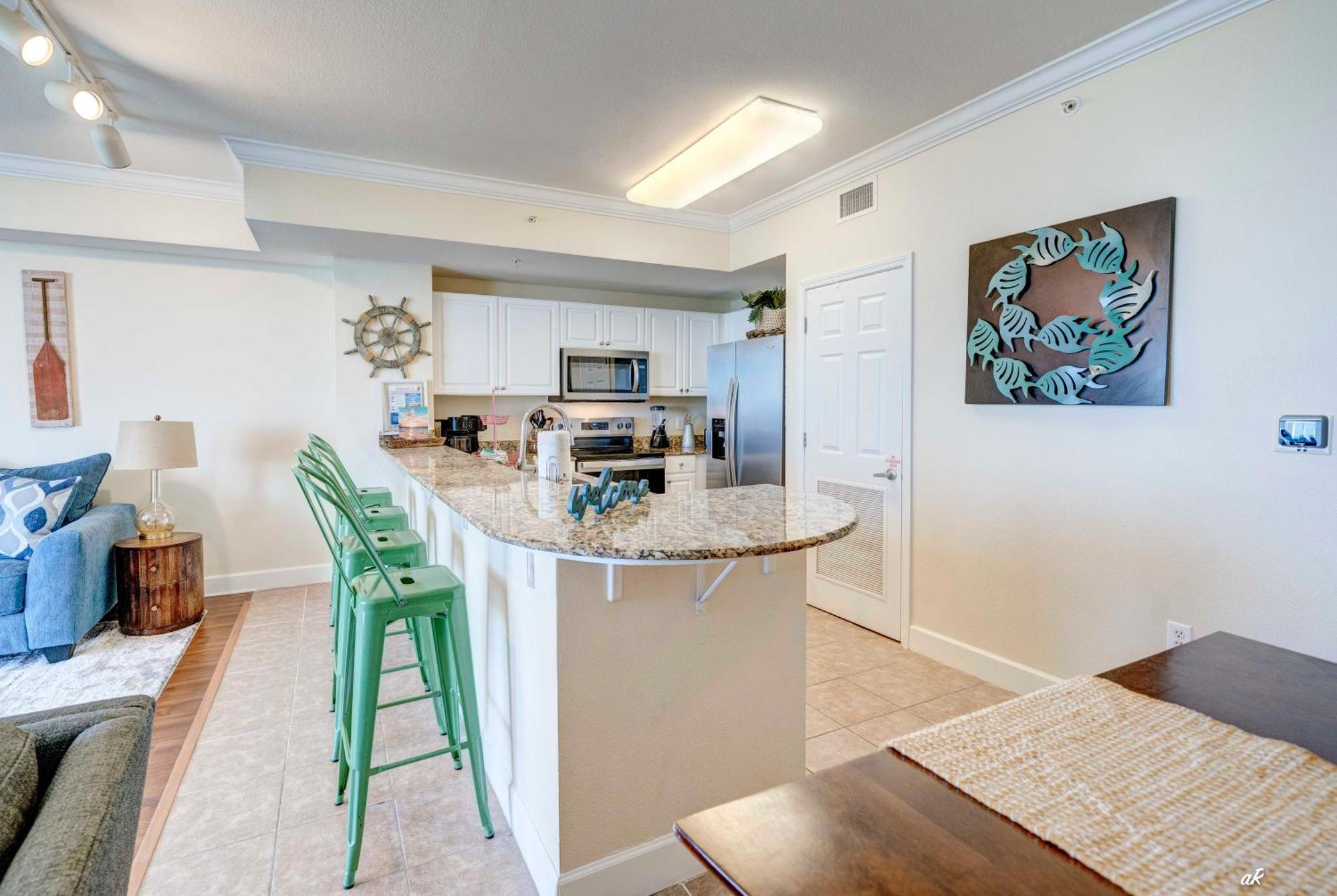 Stunning Front Aparthotel Panama City Beach