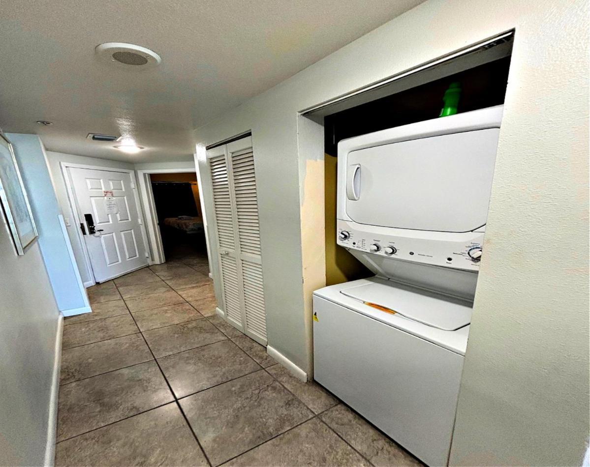Apartment Penthouse Floor 1 Bedroom Direct Oceanfront Wyndham Ocean Walk - Daytona Funland 1908 *