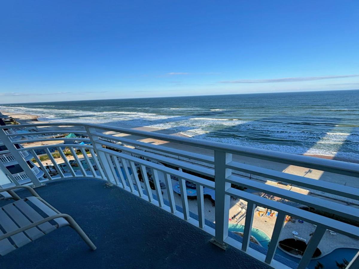 Apartment 7th Floor 2 Bedroom Direct Oceanfront 3 Balcony's Ocean Walk - Daytona Funland 701 *