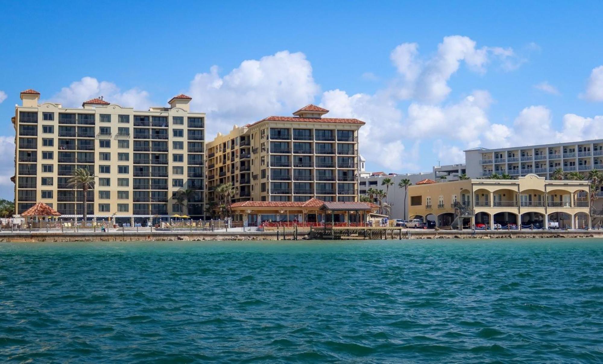 & Clearwater By Ihg 3*